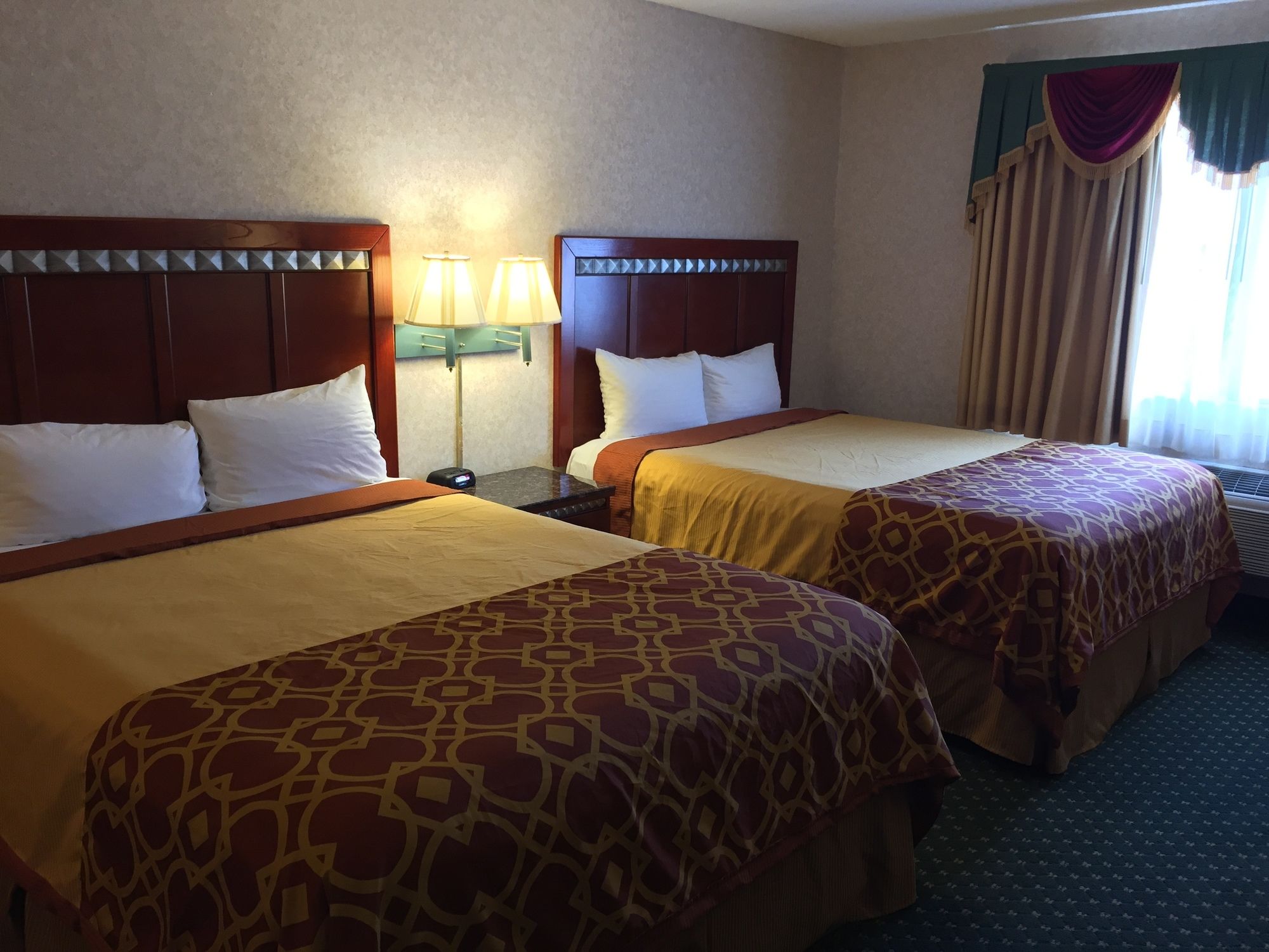 Travelodge by Wyndham Santa Clarita/Valencia