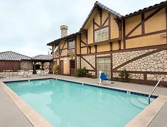 Travelodge by Wyndham Santa Clarita/Valencia