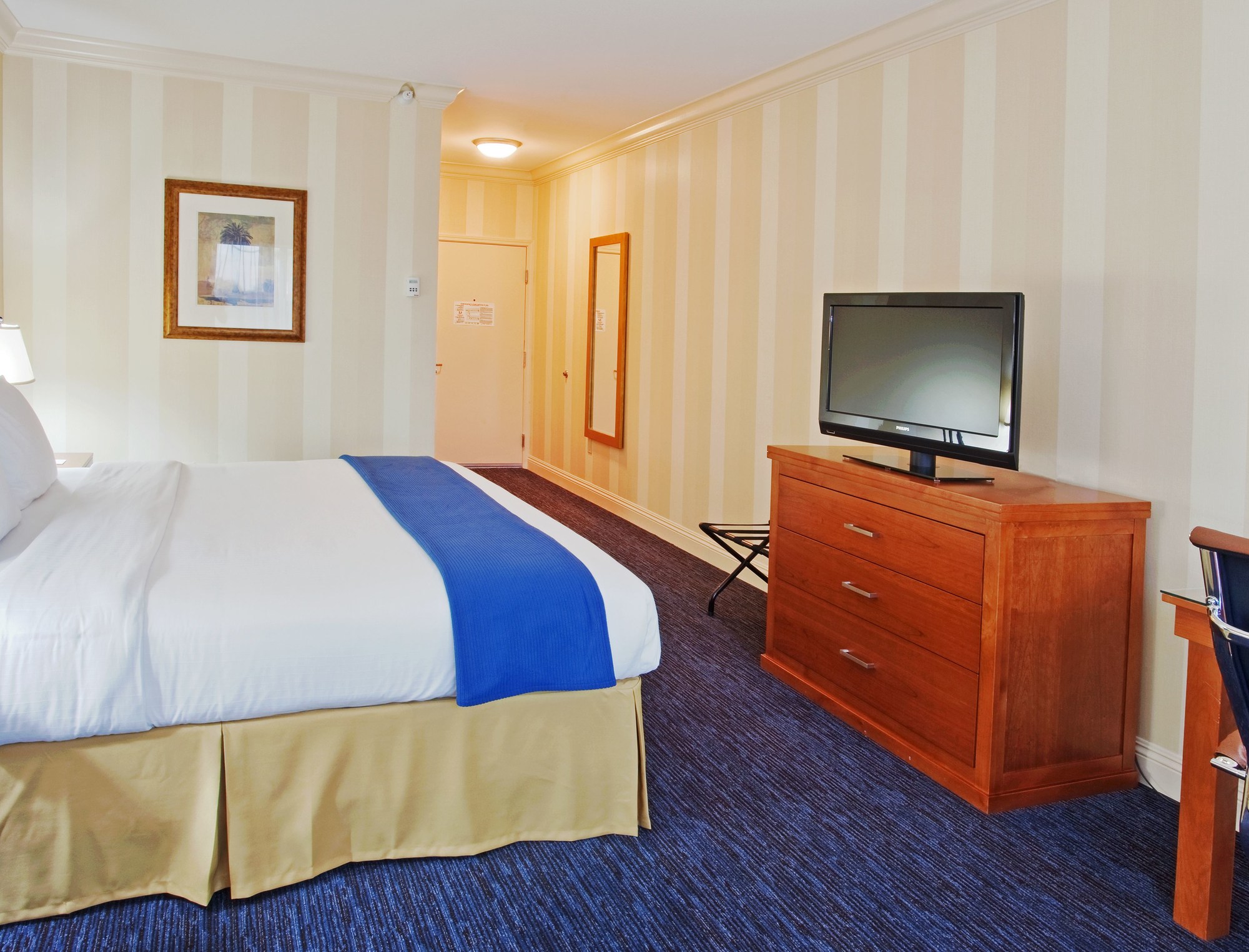 Holiday Inn Express & Suites Santa Cruz