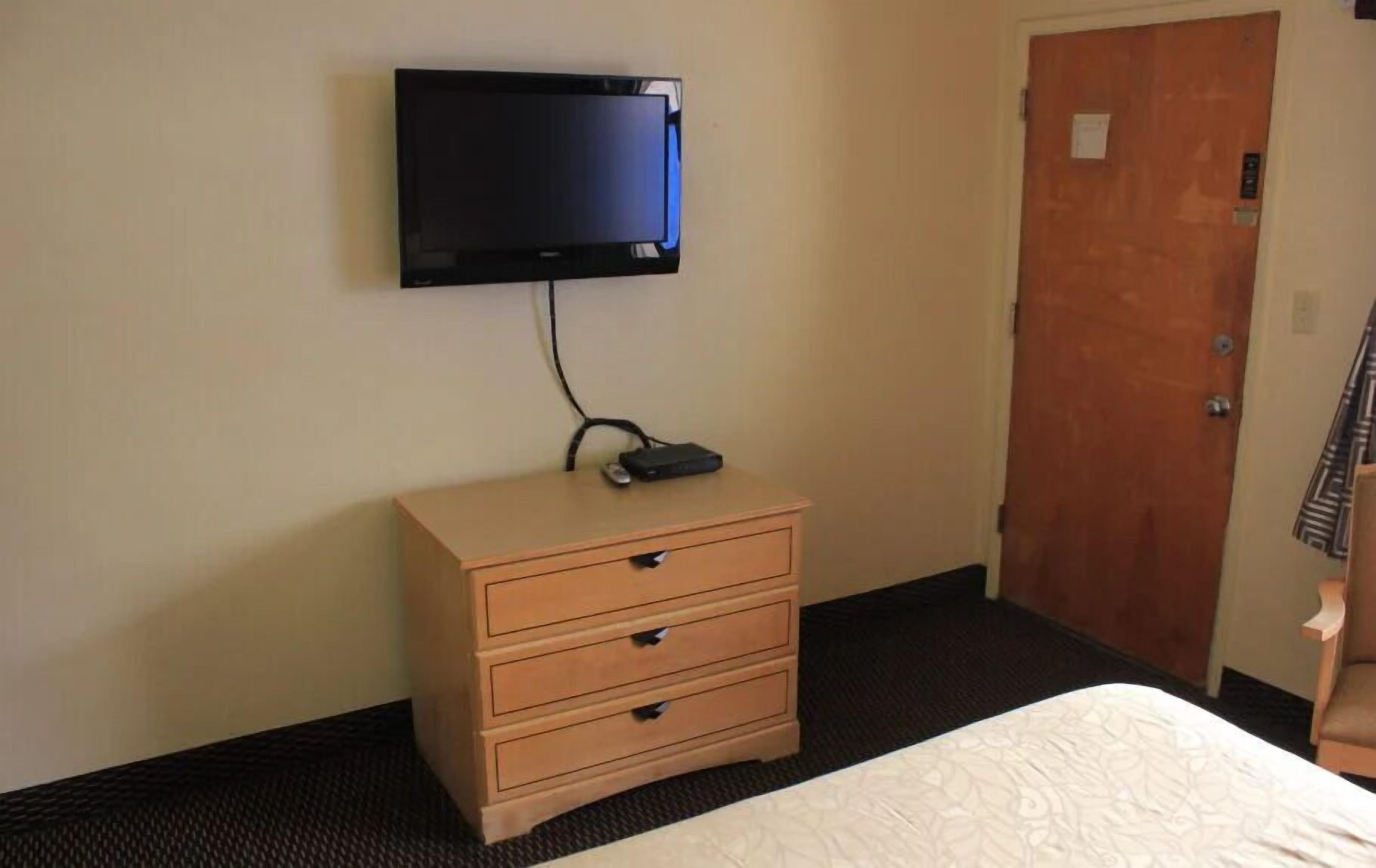 Economy Inn