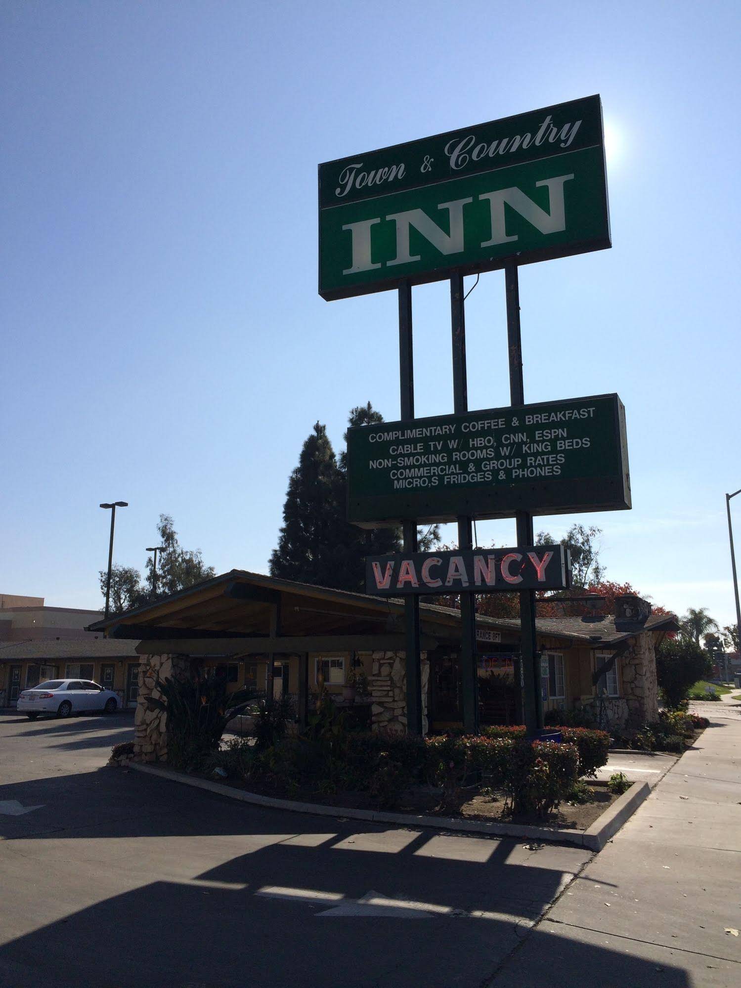 Town and Country Inn