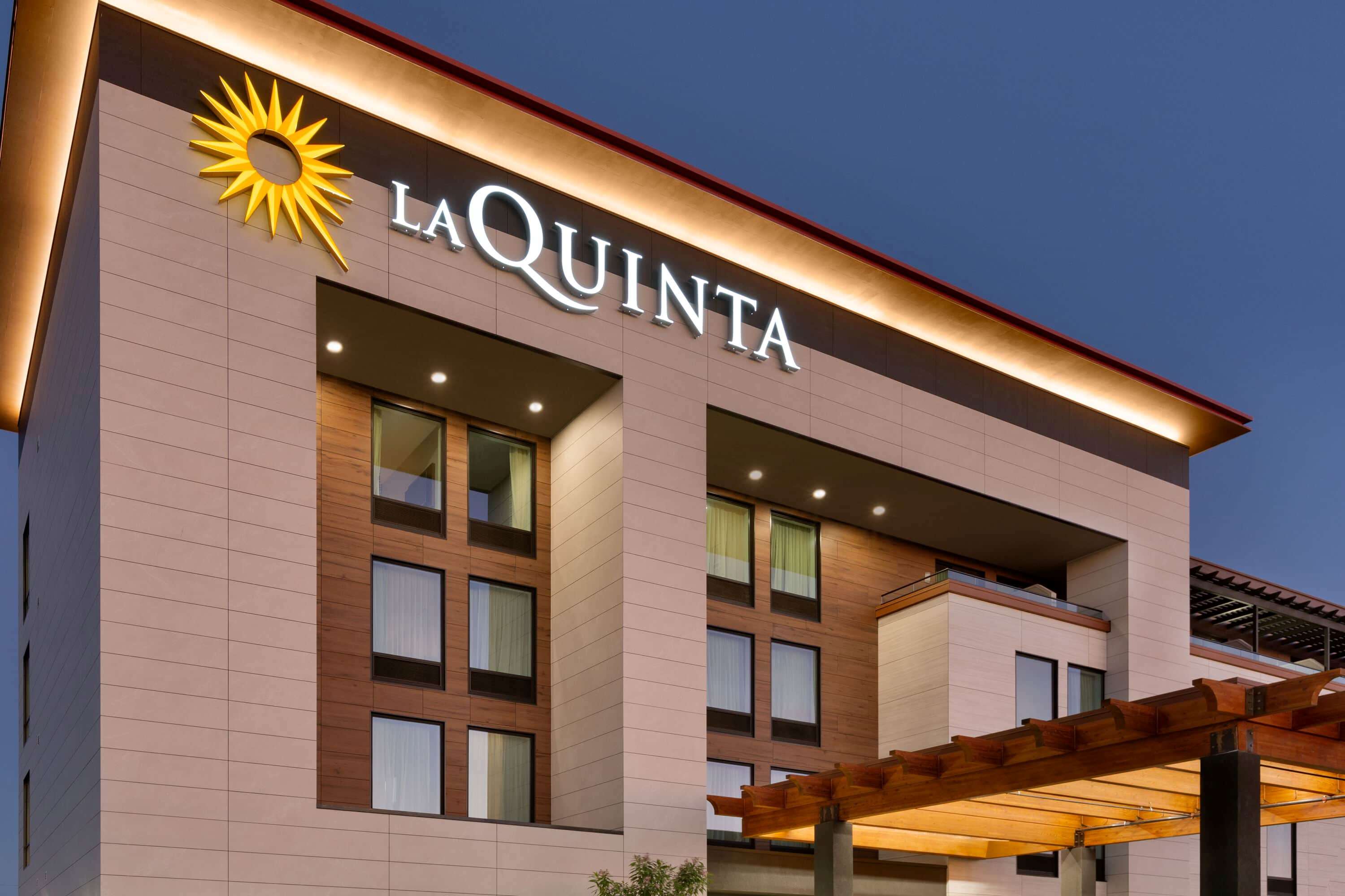 La Quinta Inn & Suites by Wyndham Santa Rosa Sonoma