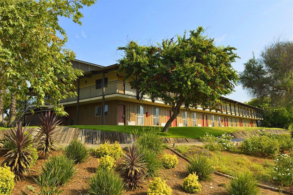 Carlton Oaks Country Club