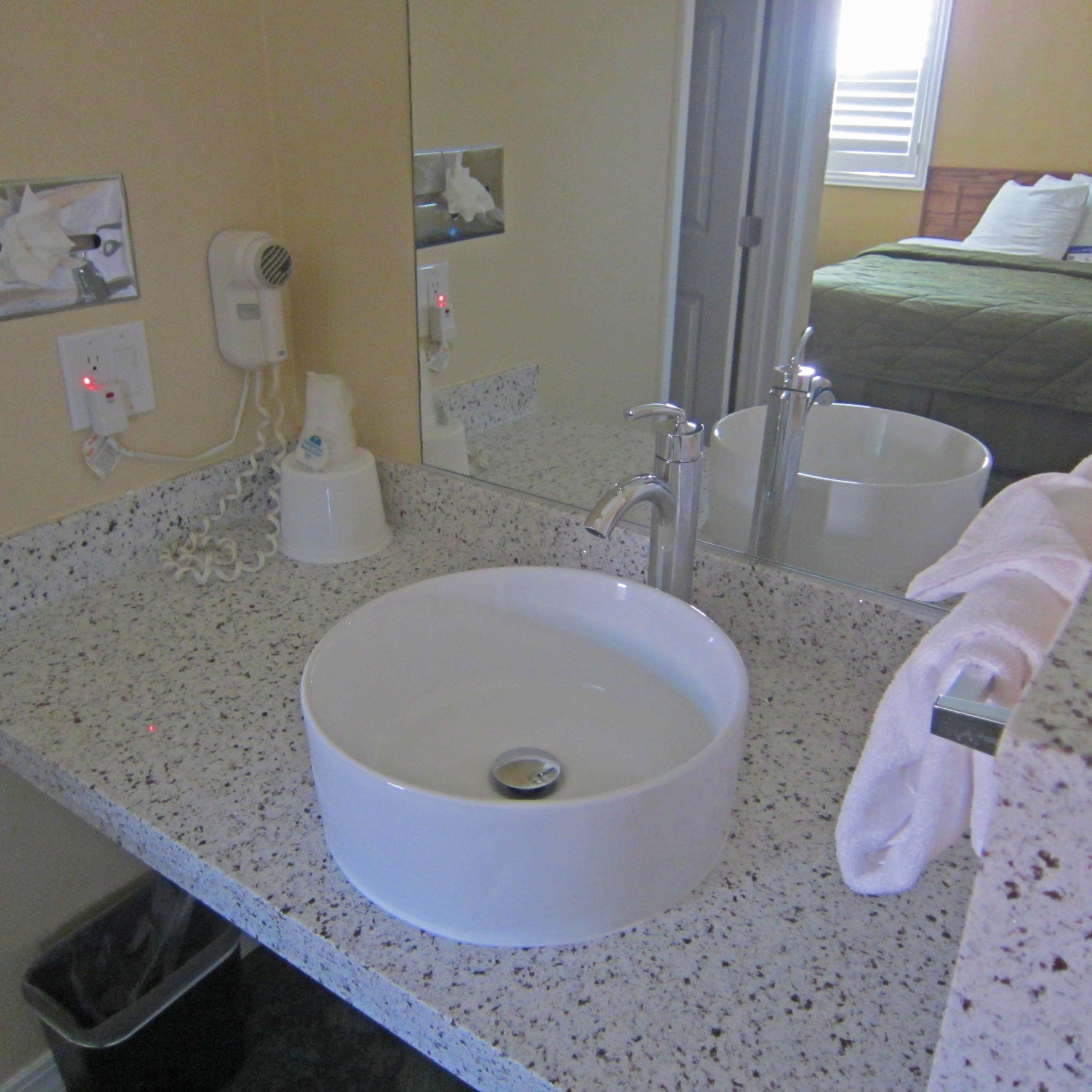 Americas Best Value Inn - Seaside South