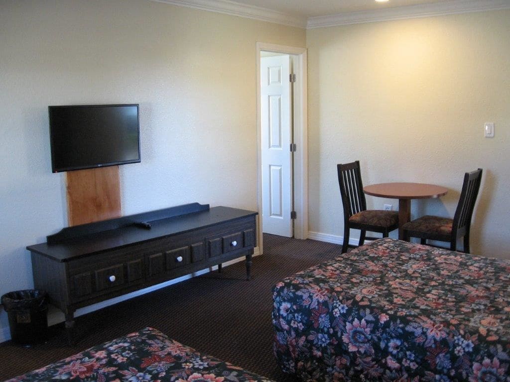 Gateway Lodge Motel