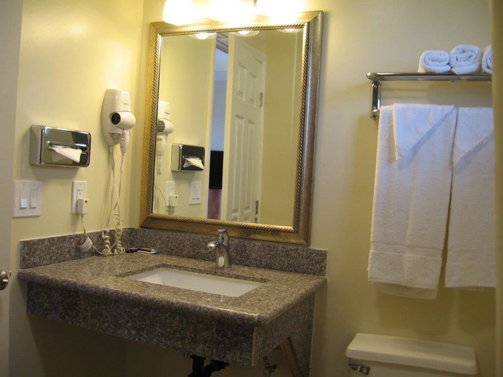 Gateway Lodge Motel