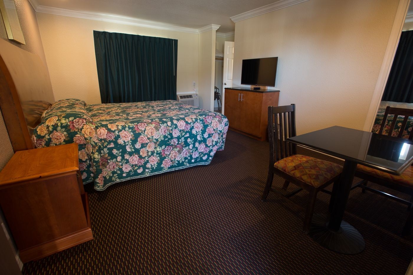 Gateway Lodge Motel