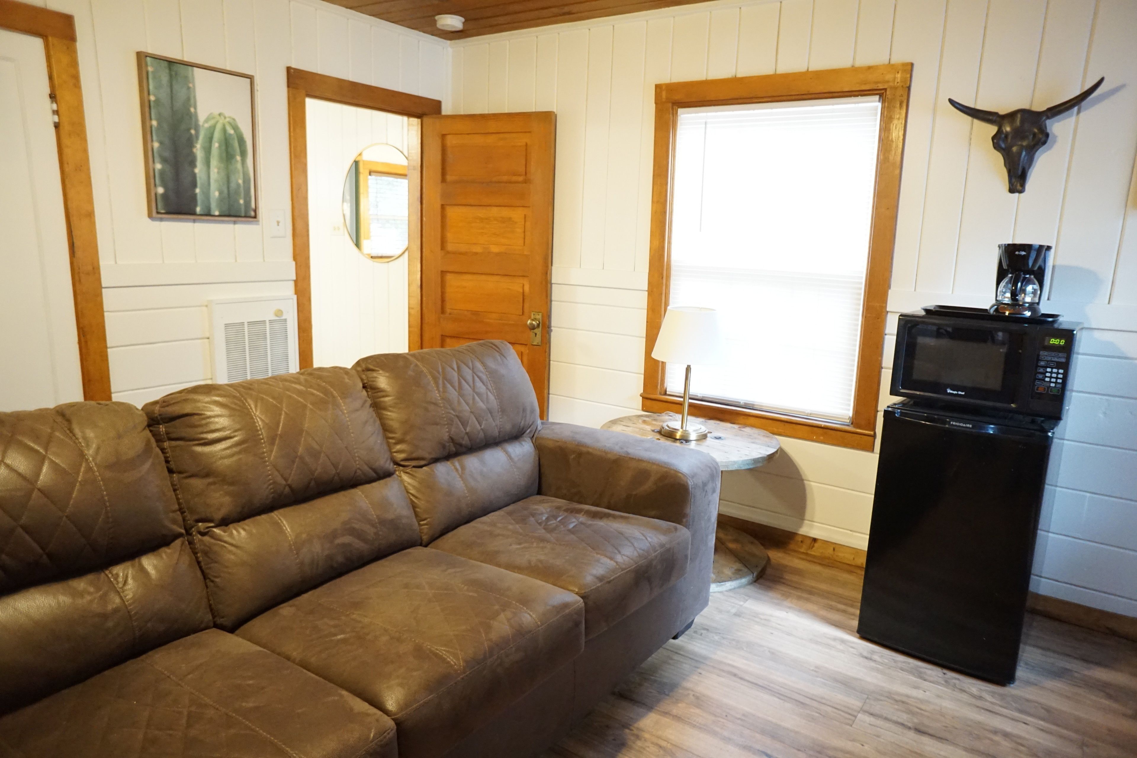 Shaver Lake Village Hotel