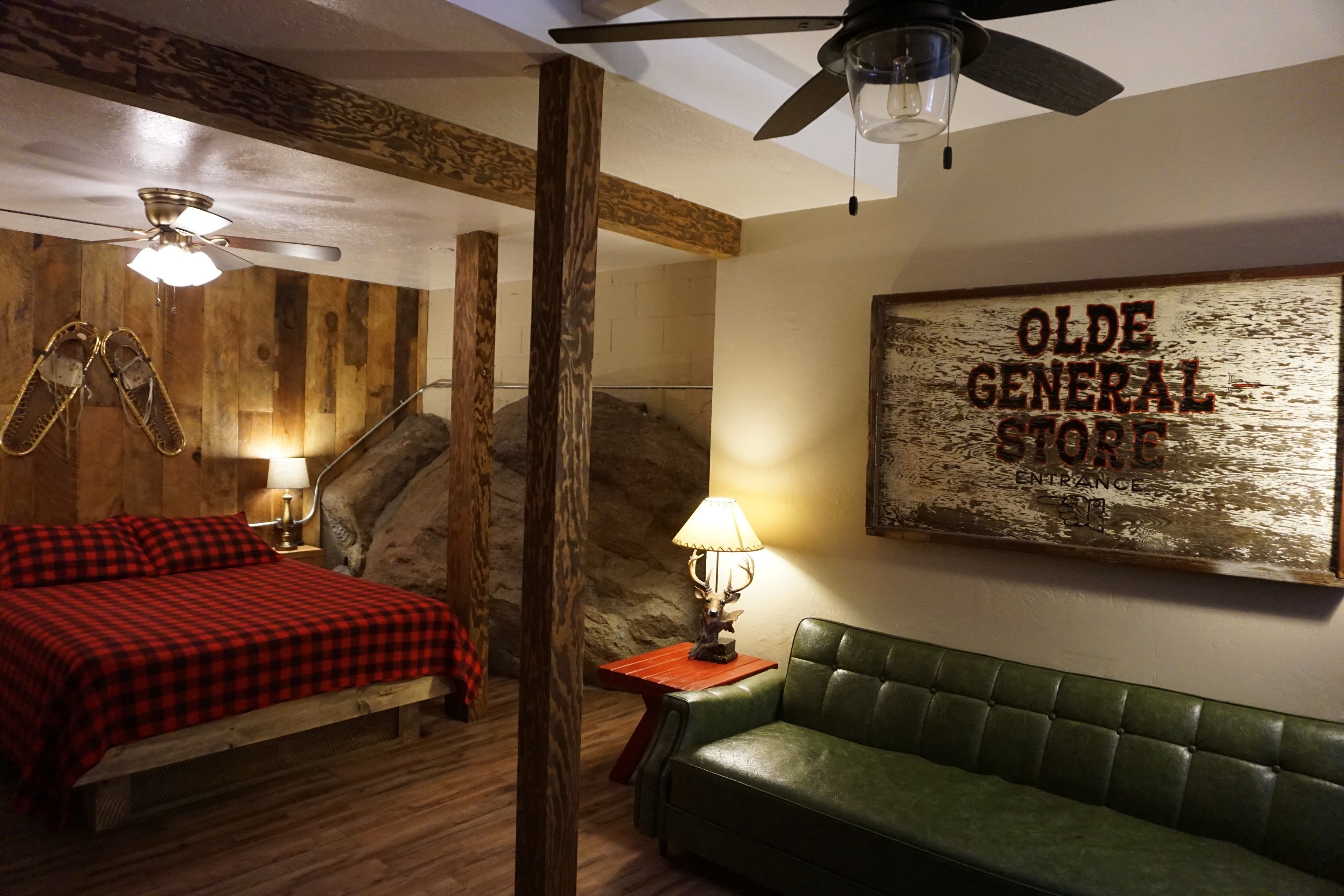 Shaver Lake Village Hotel