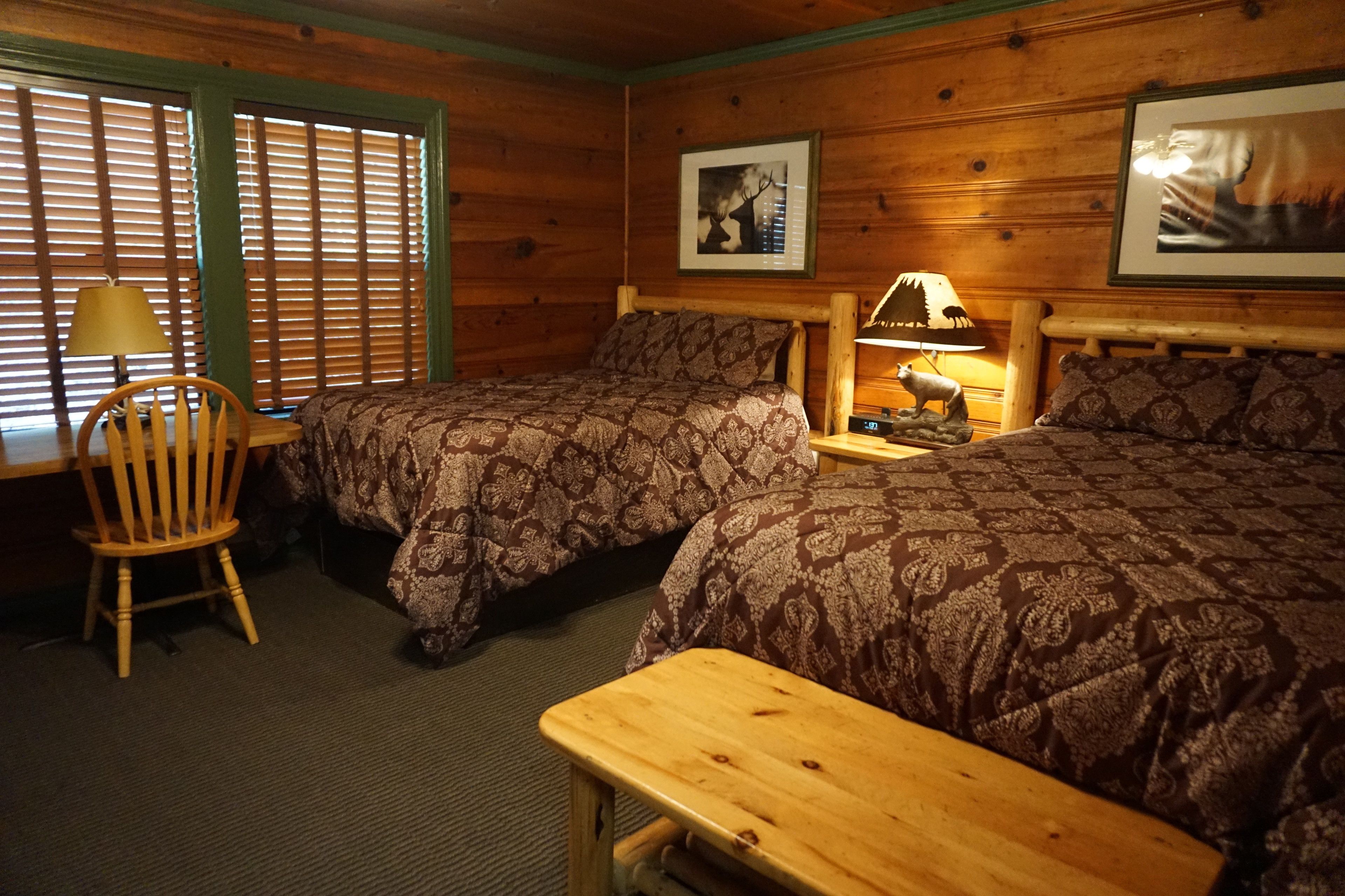 Shaver Lake Village Hotel