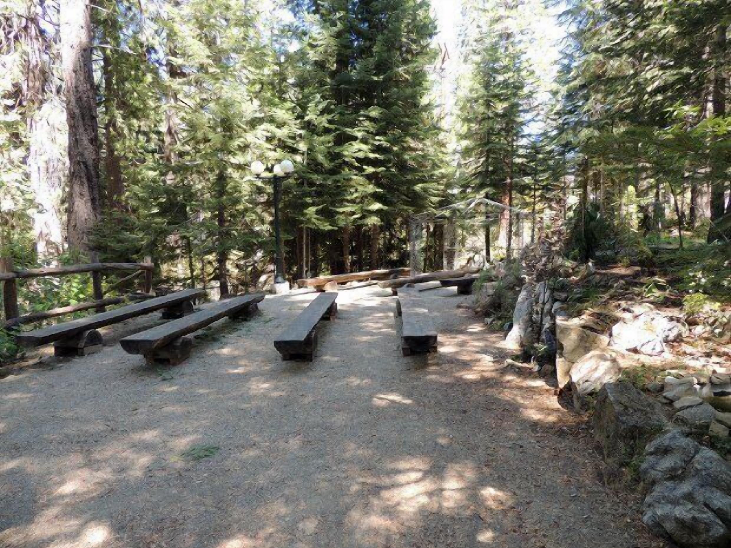 Shaver Lake Village Hotel