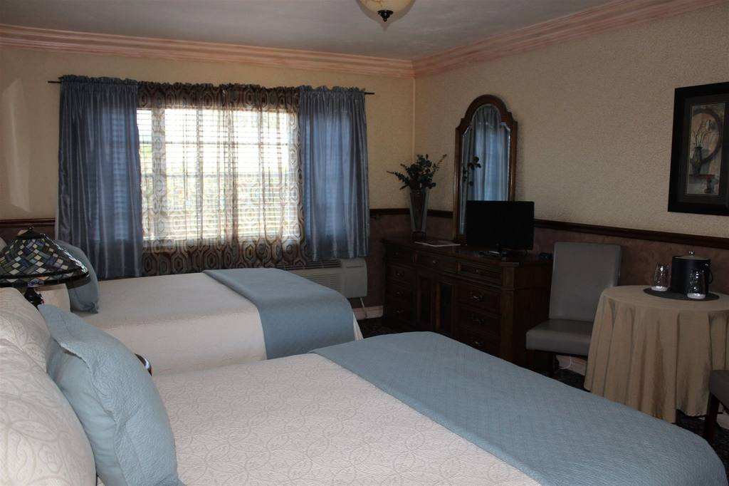 Solvang Gardens Lodge