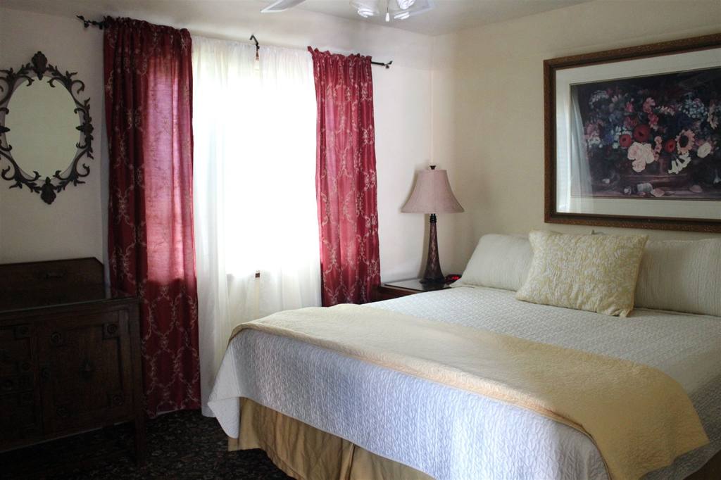 Solvang Gardens Lodge