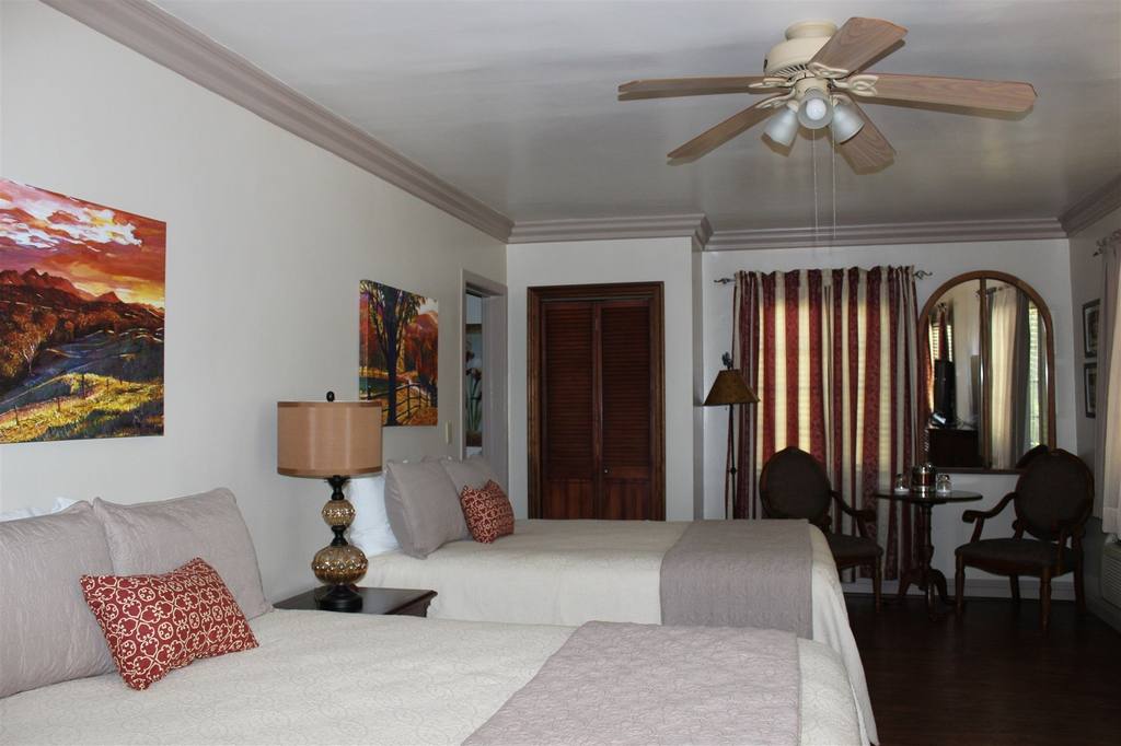 Solvang Gardens Lodge