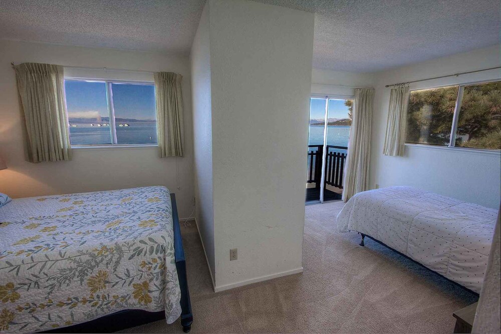 Blue Water Lodge