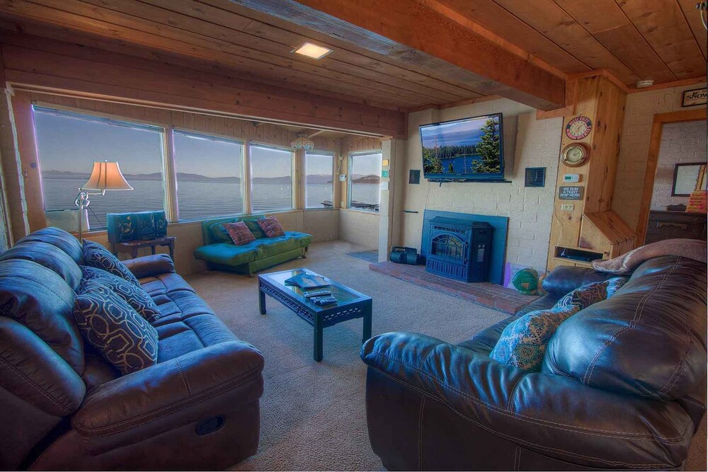 Blue Water Lodge