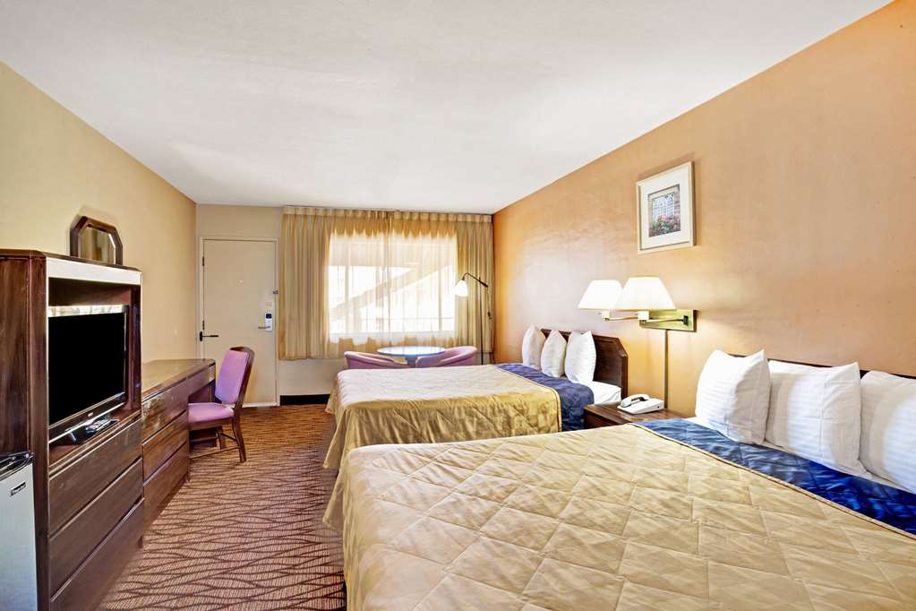 Hotel Elevation