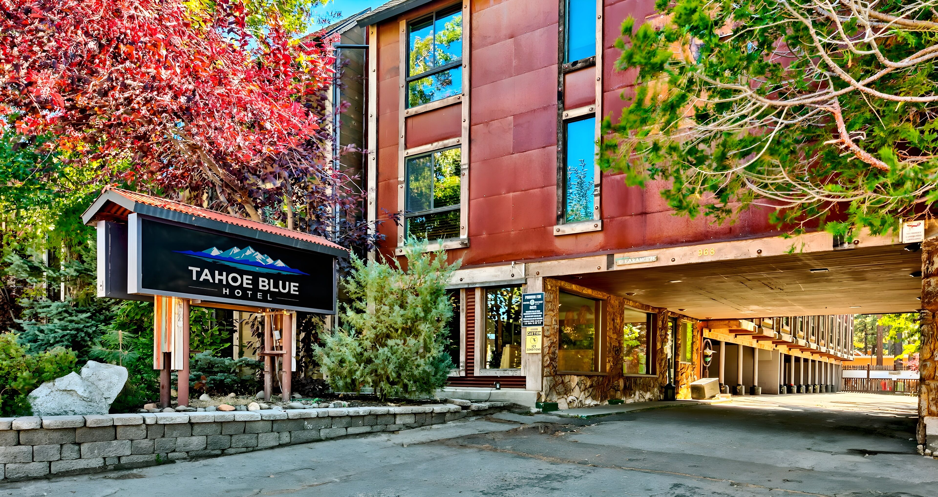 Tahoe Blue Hotel