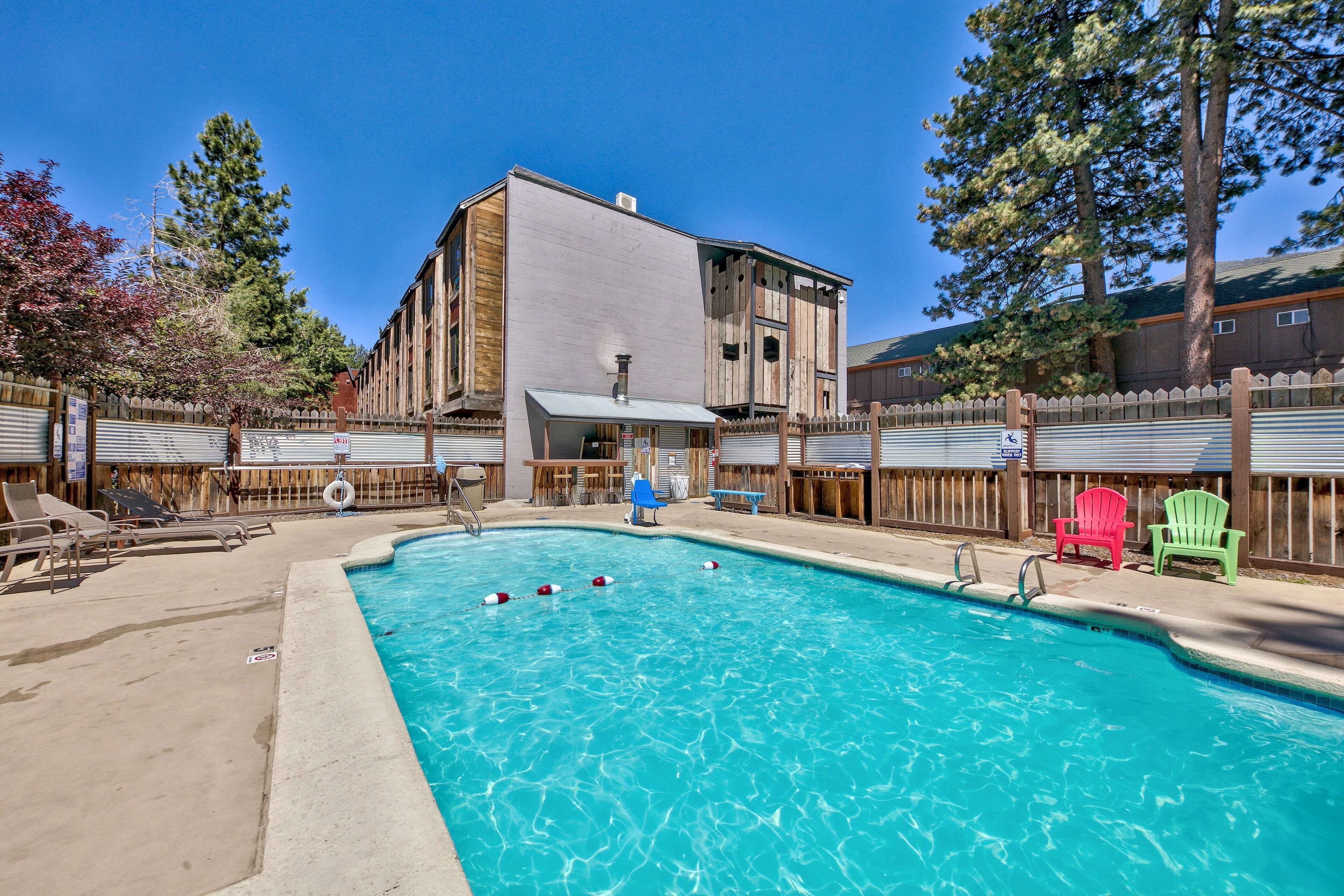 Tahoe Blue Hotel