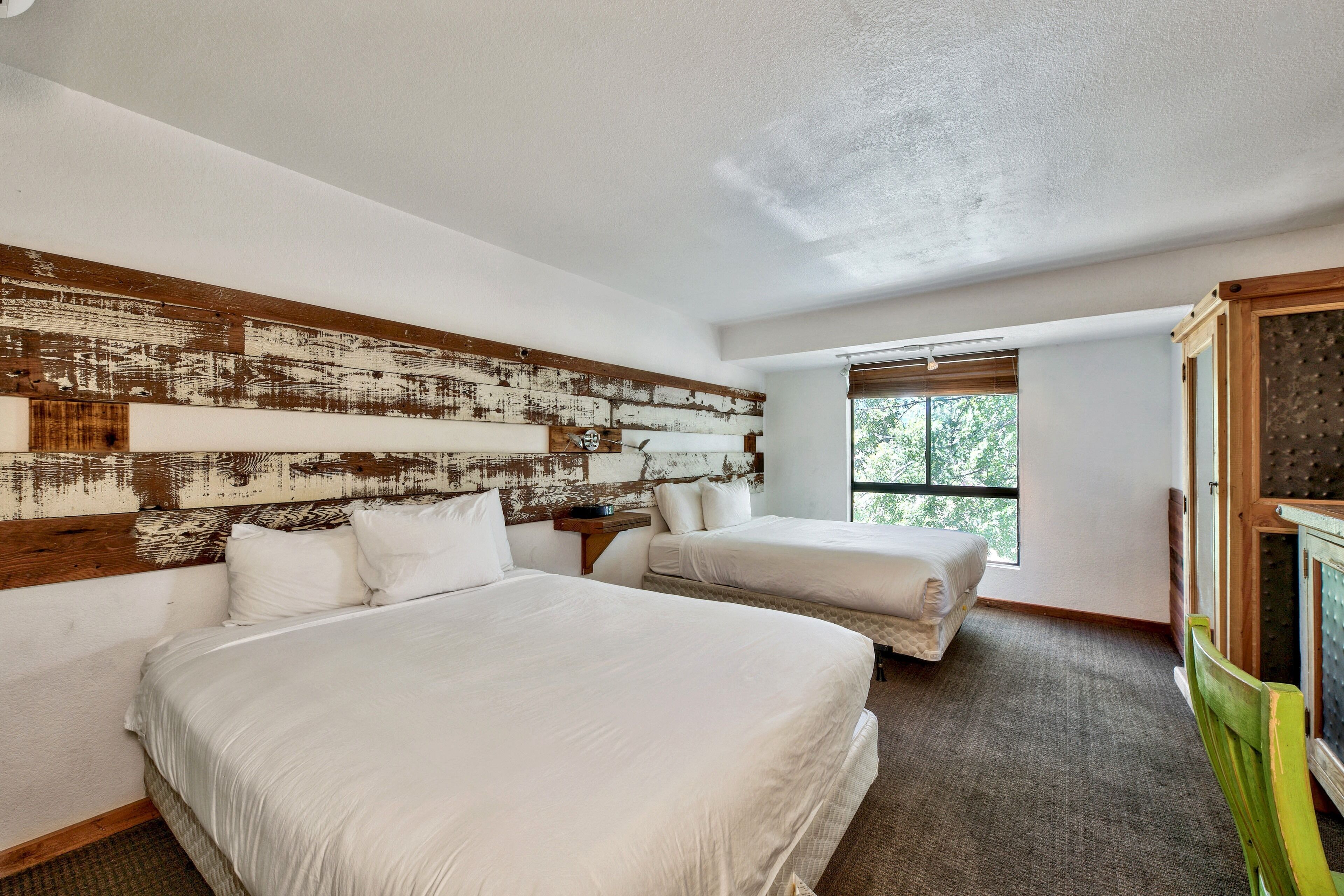 Tahoe Blue Hotel