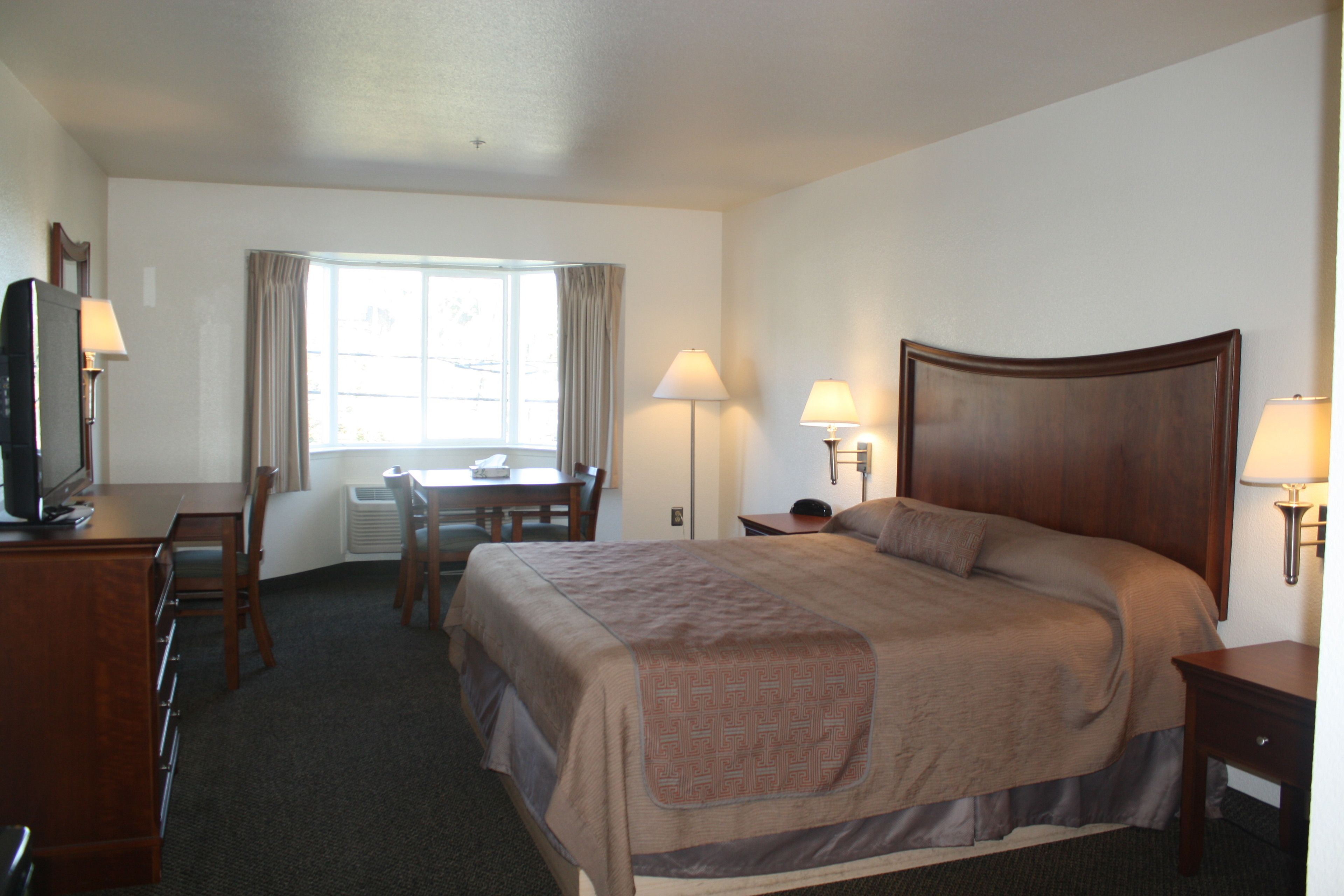 Airport Inn