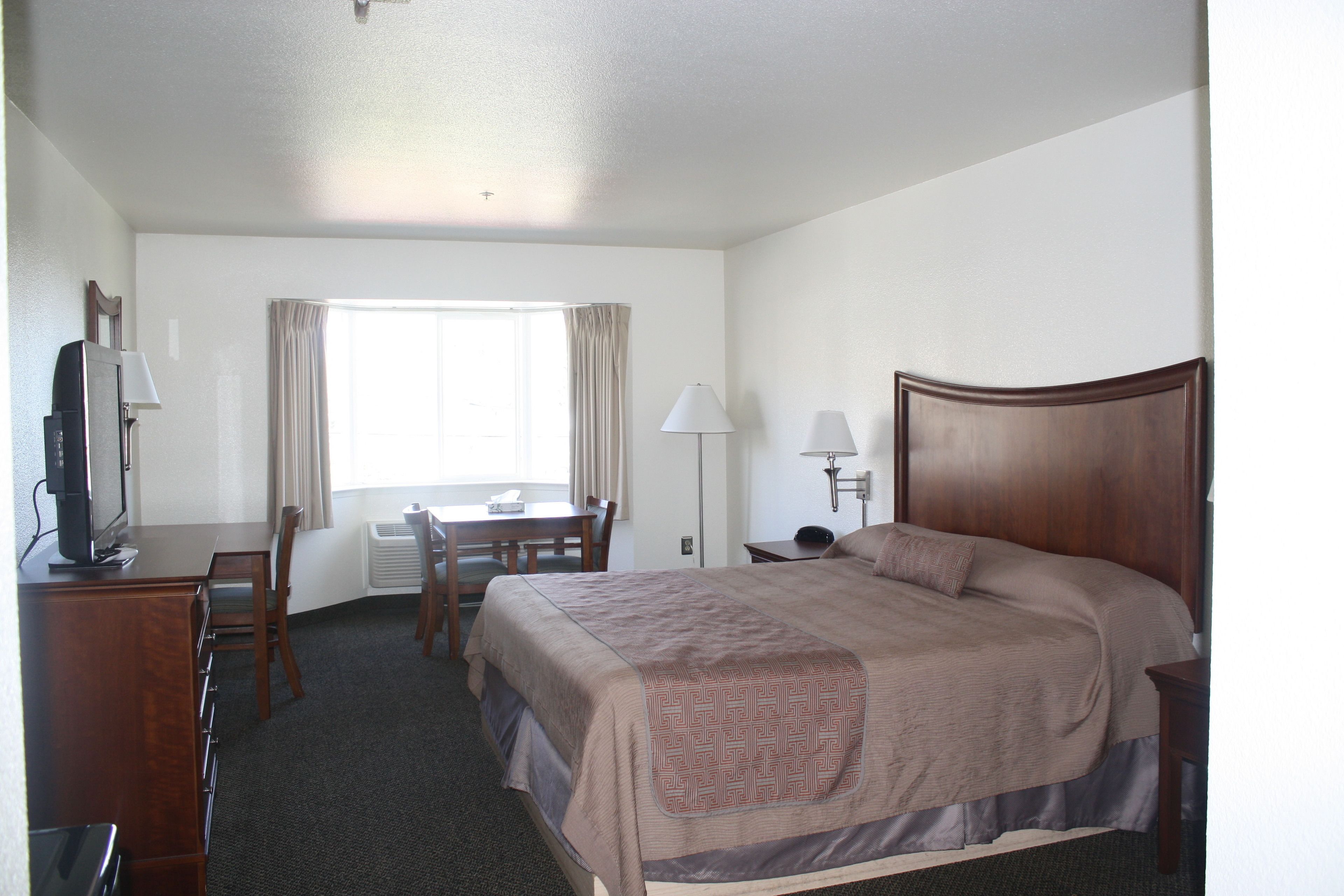 Airport Inn