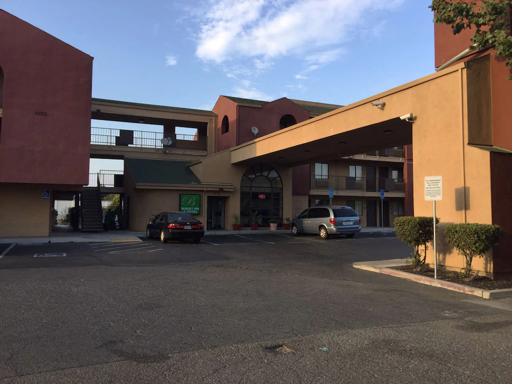 Budget Inn and Suites