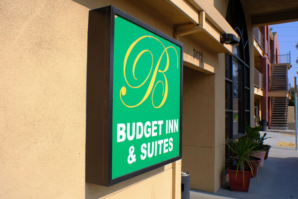 Budget Inn and Suites