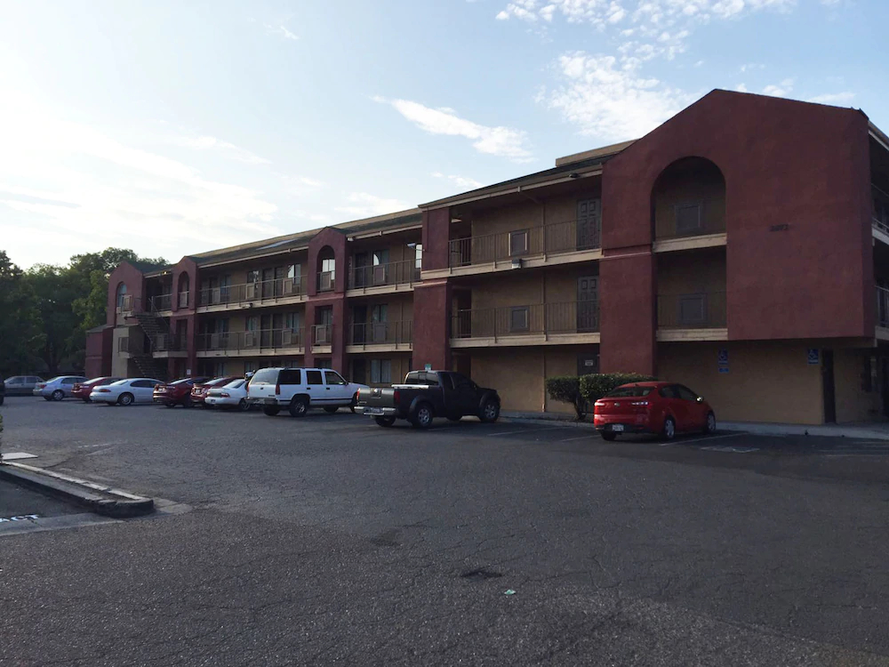 Budget Inn and Suites