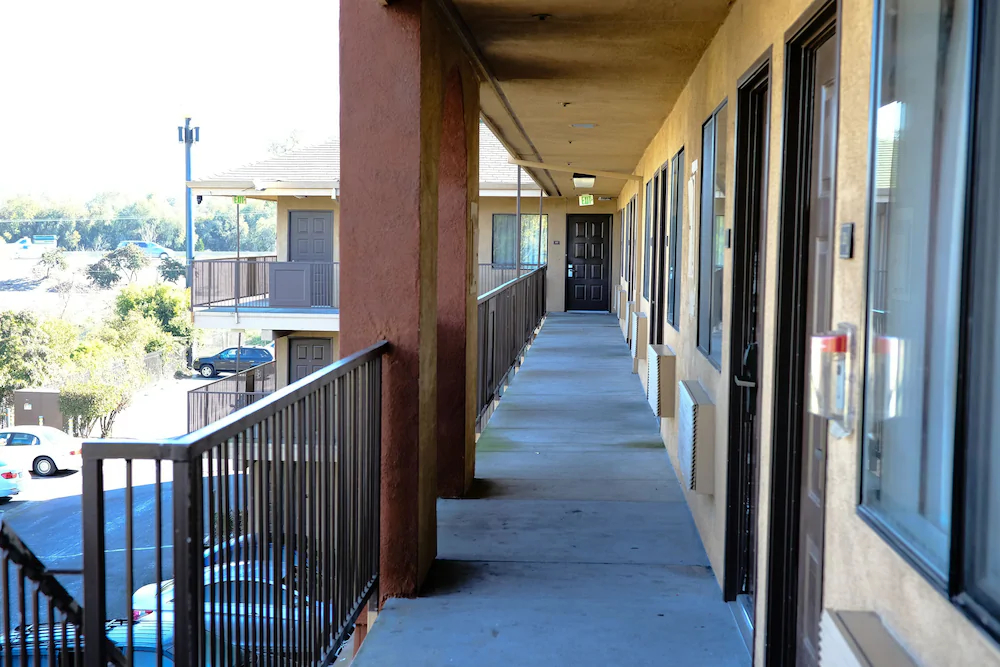 Budget Inn and Suites