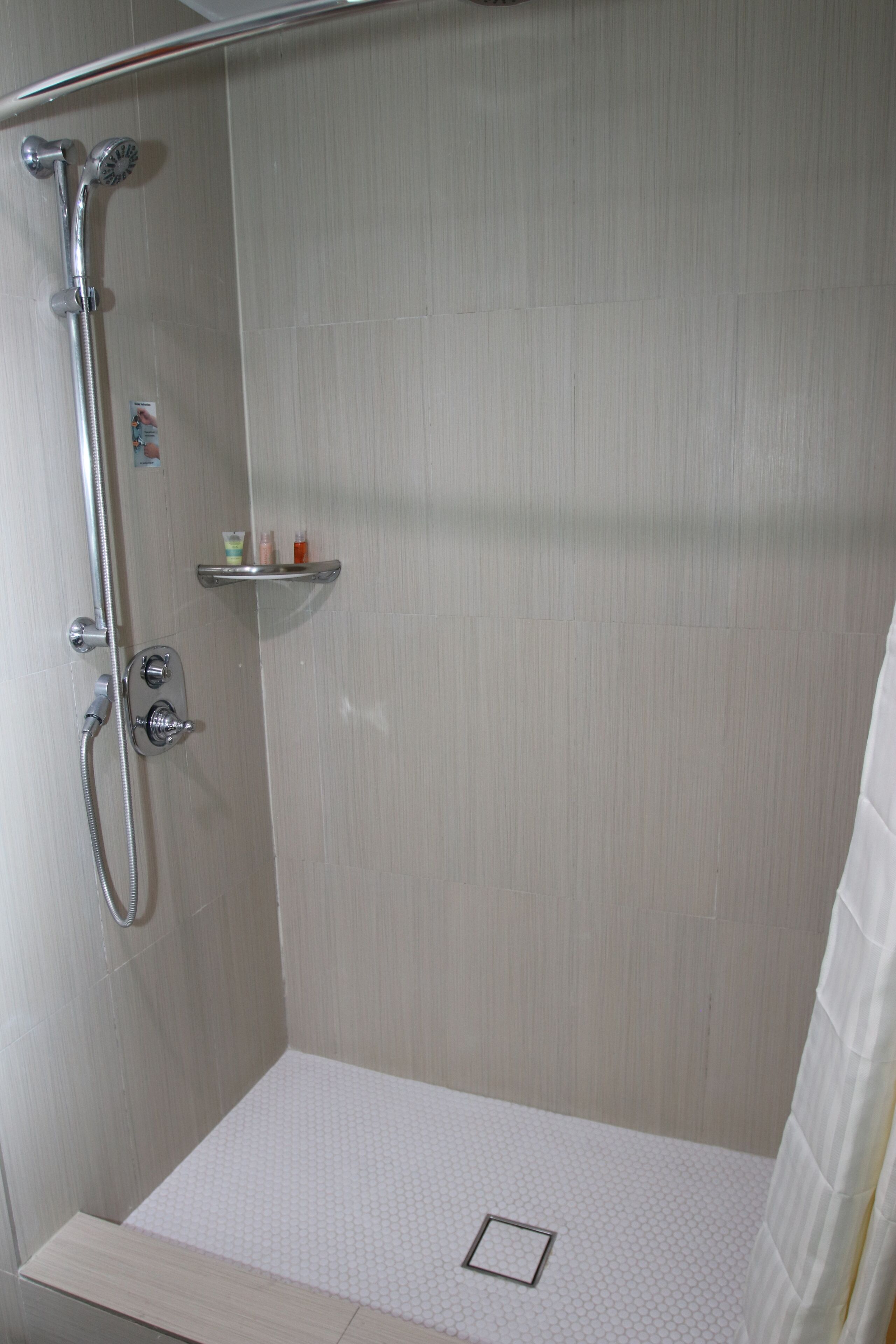 BLVD Hotel and Studios Universal-Hollywood Ascend Hotel Collection