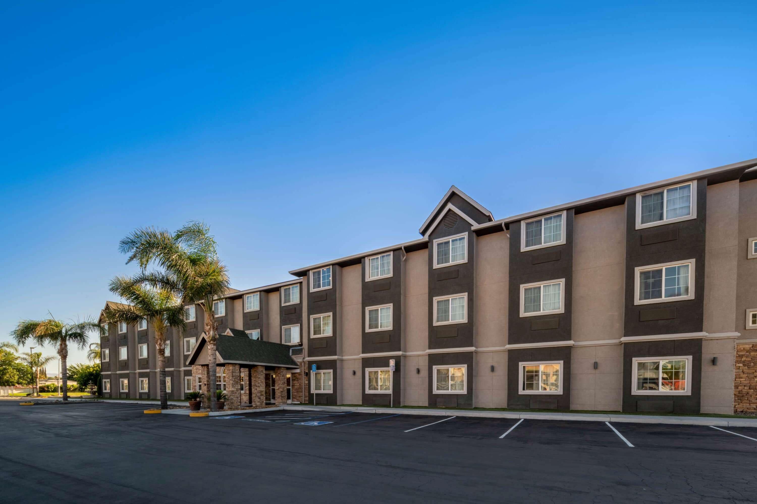 Microtel Inn & Suites by Wyndham Tracy