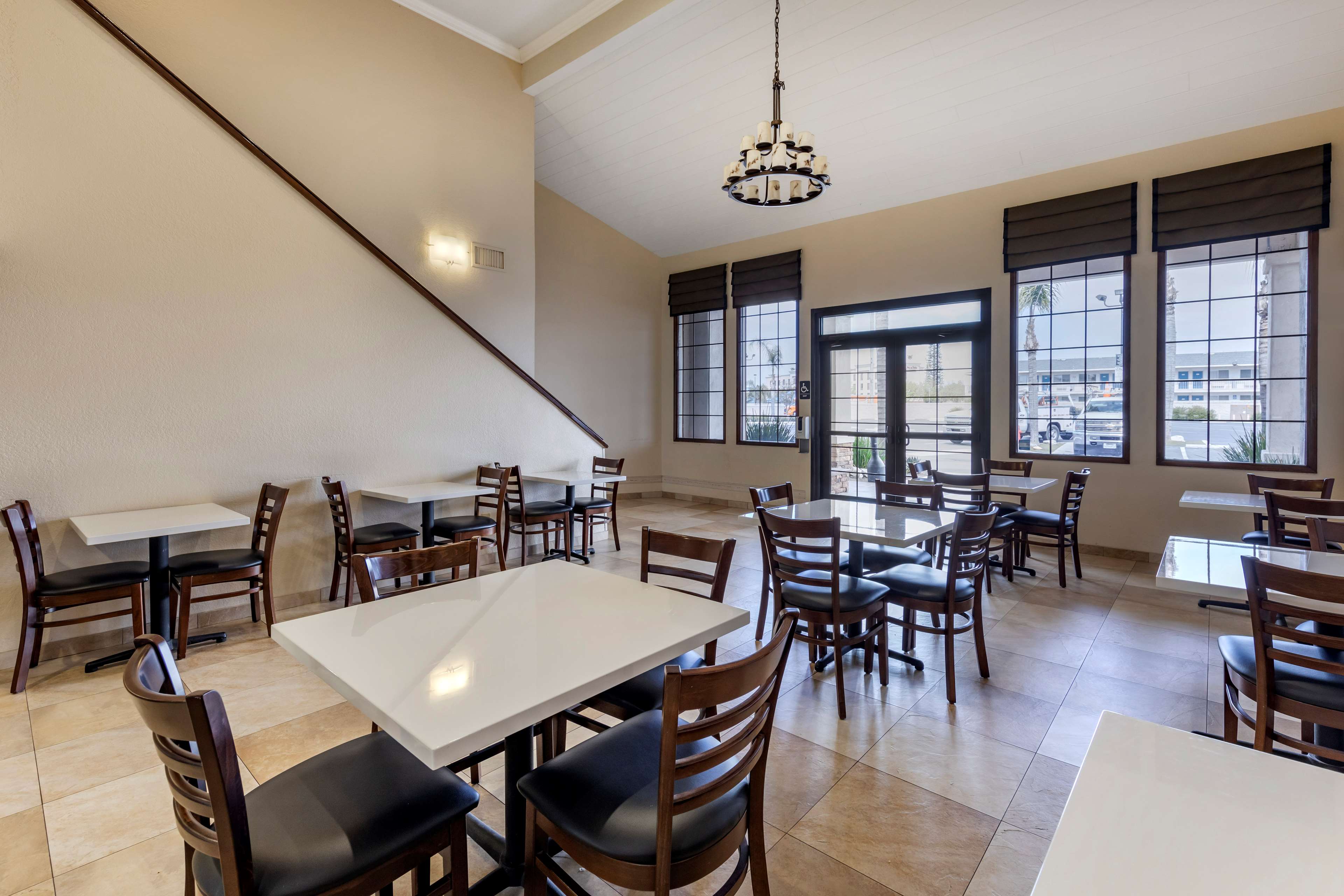 Best Western Town & Country Lodge