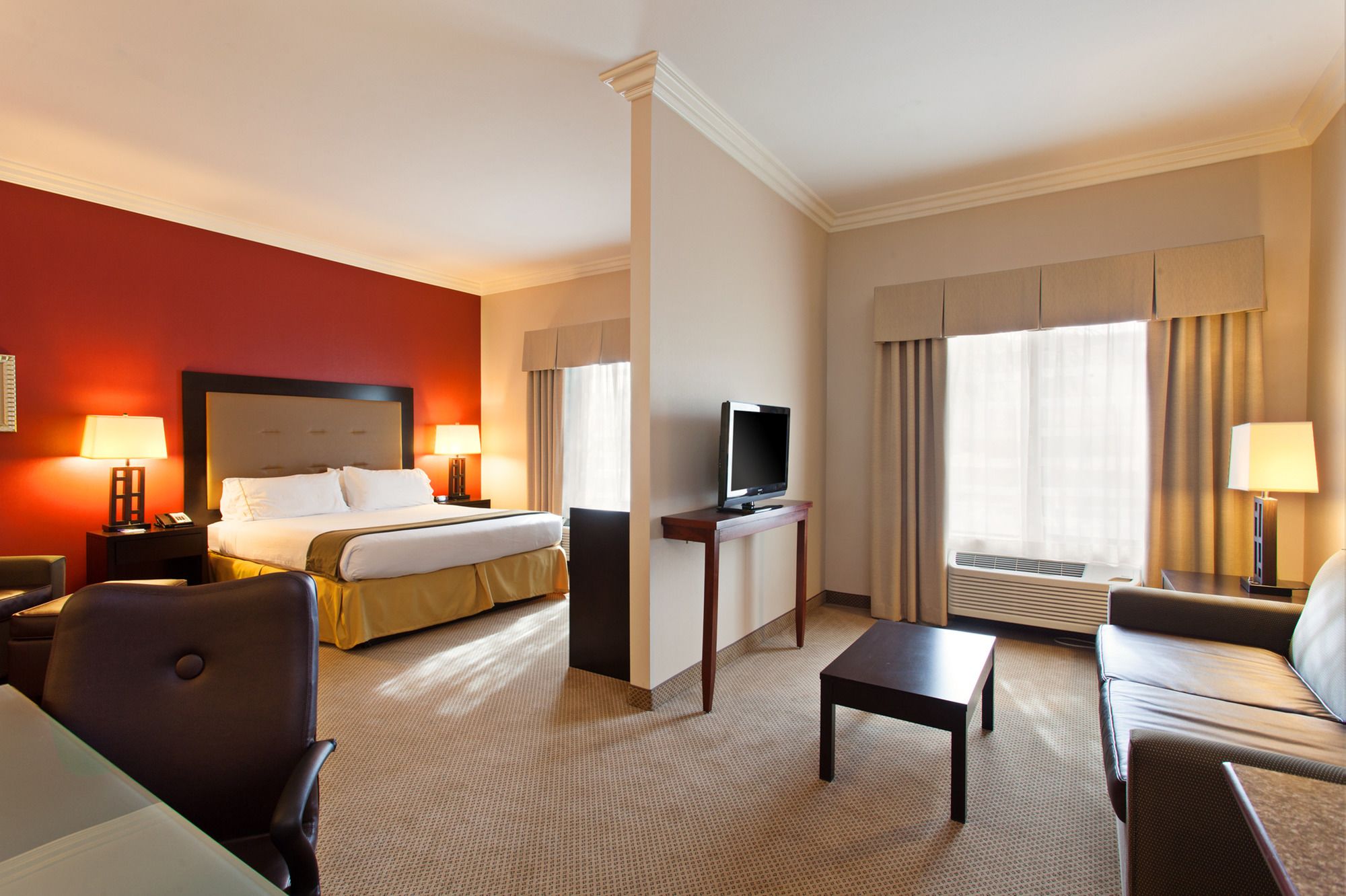 Holiday Inn Express Hotel & Suites Twenty Nine Palms