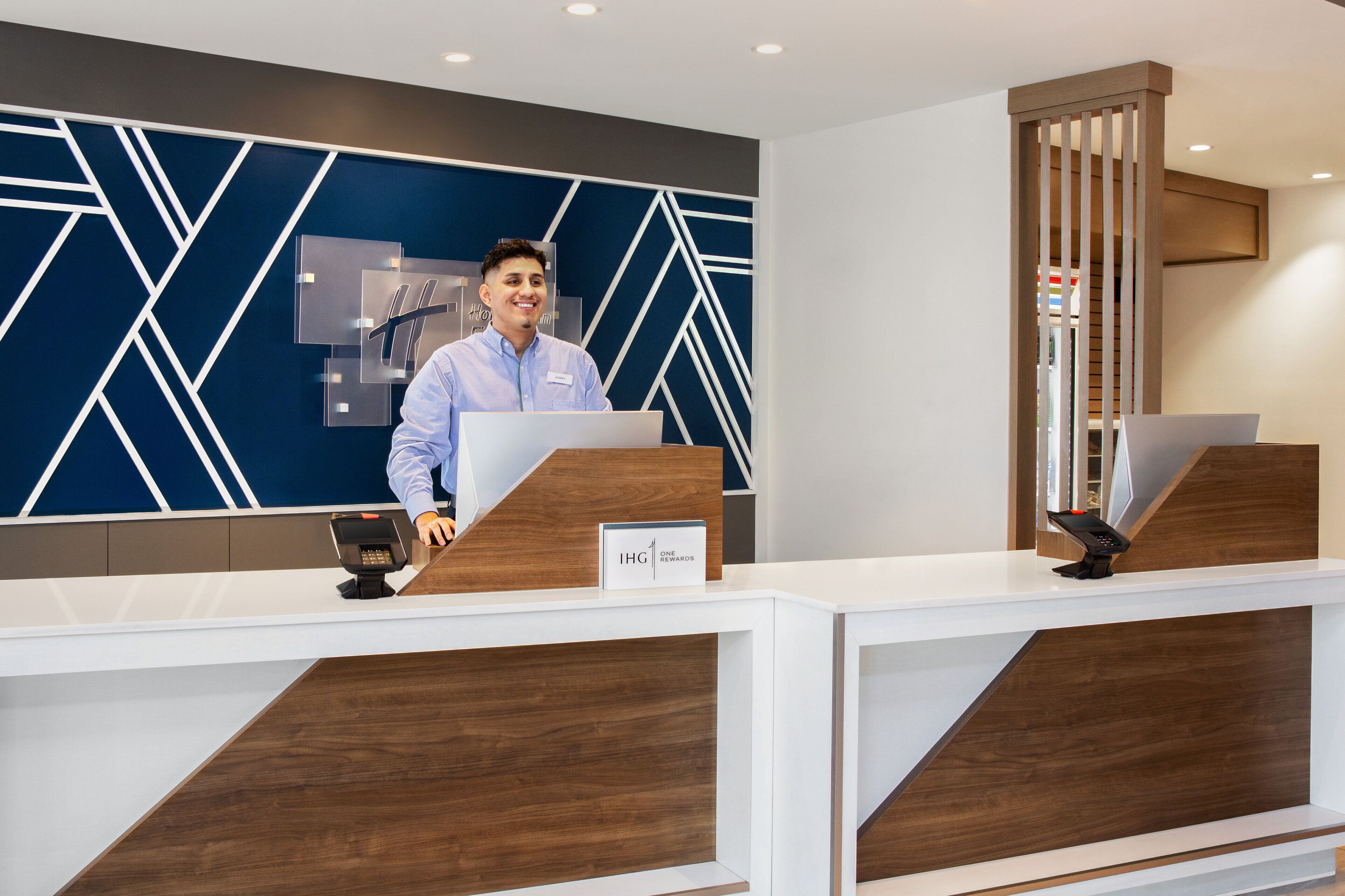 Holiday Inn Express & Suites Ukiah