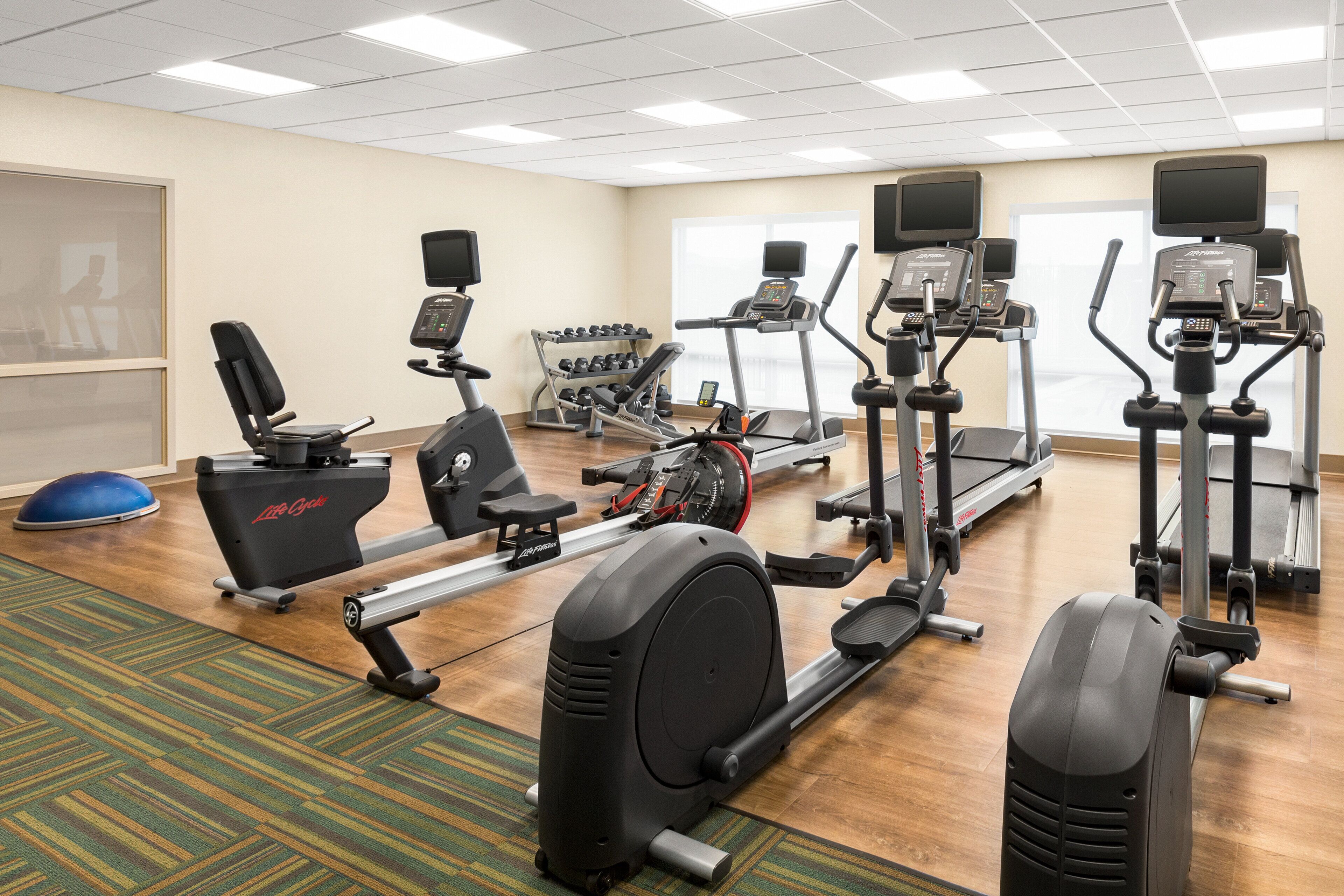 Holiday Inn Express & Suites Ukiah