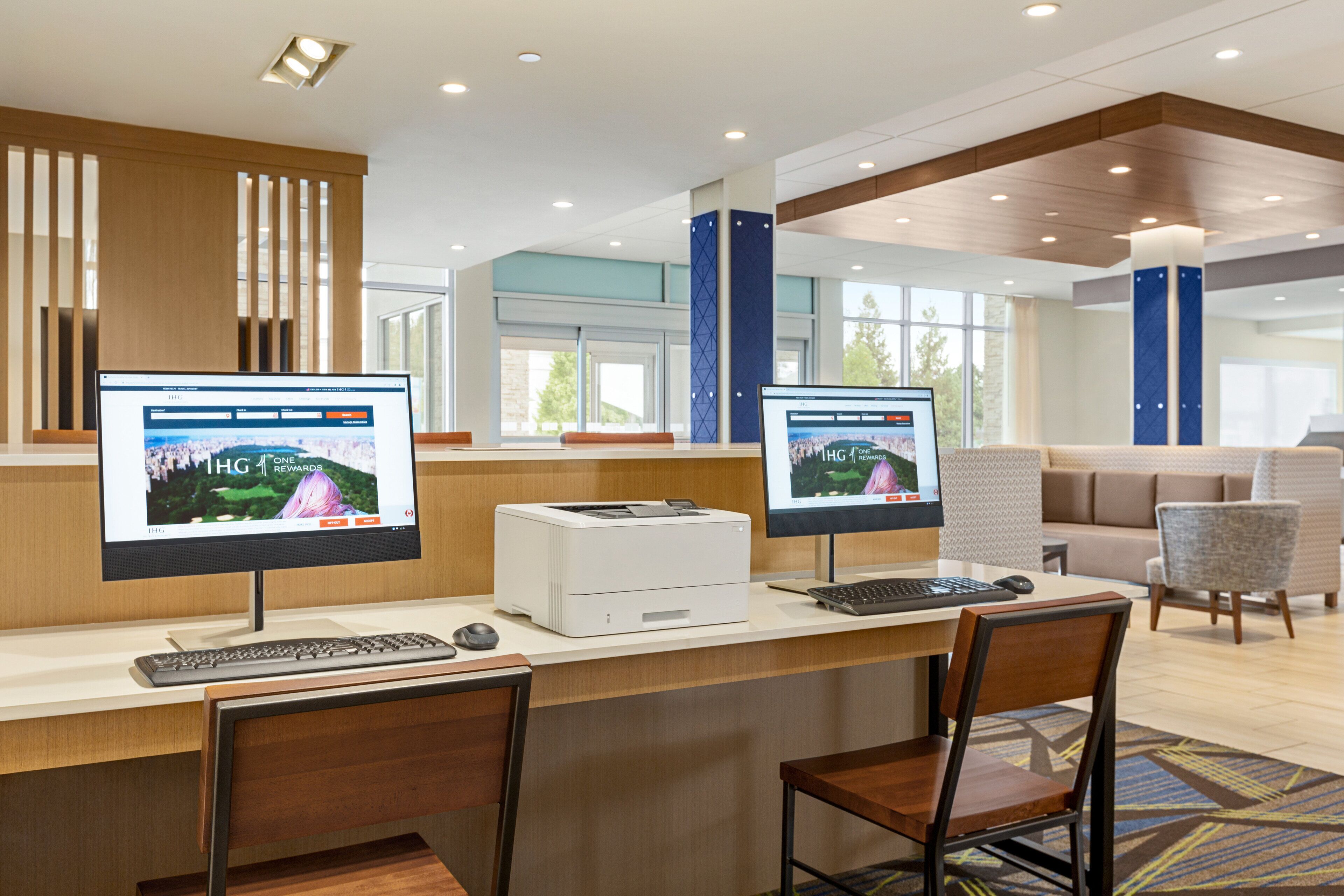 Holiday Inn Express & Suites Ukiah