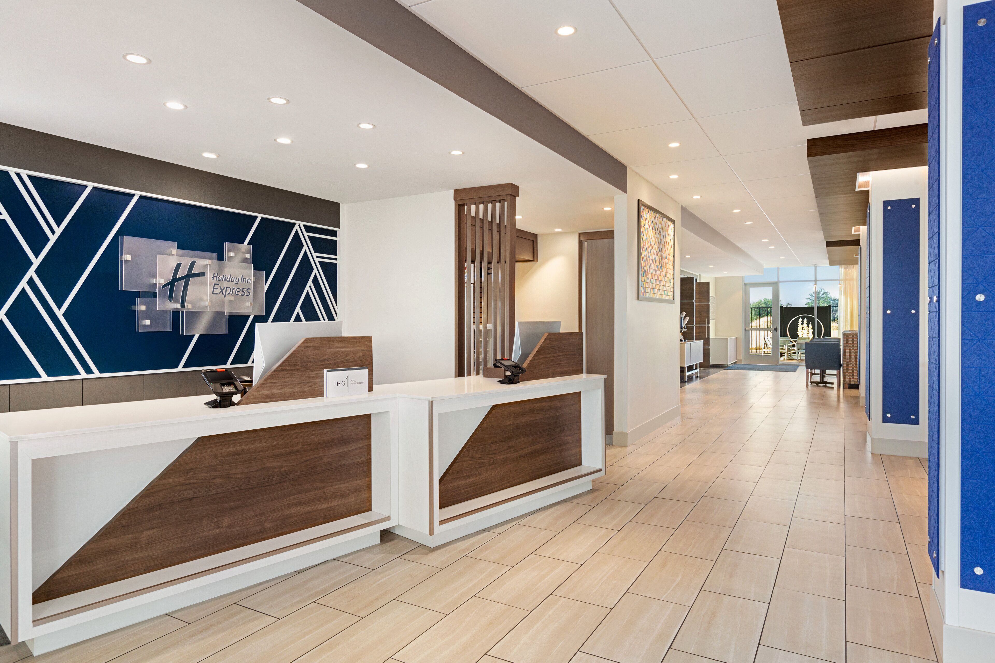 Holiday Inn Express & Suites Ukiah
