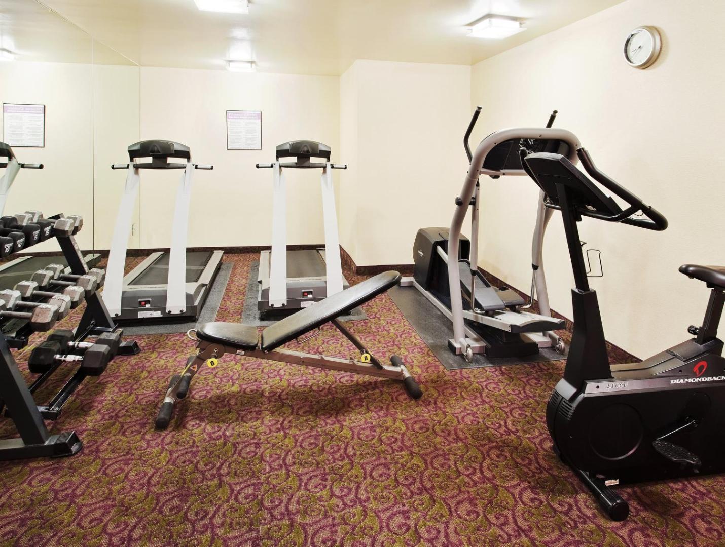 Holiday Inn Express Union City - San Jose