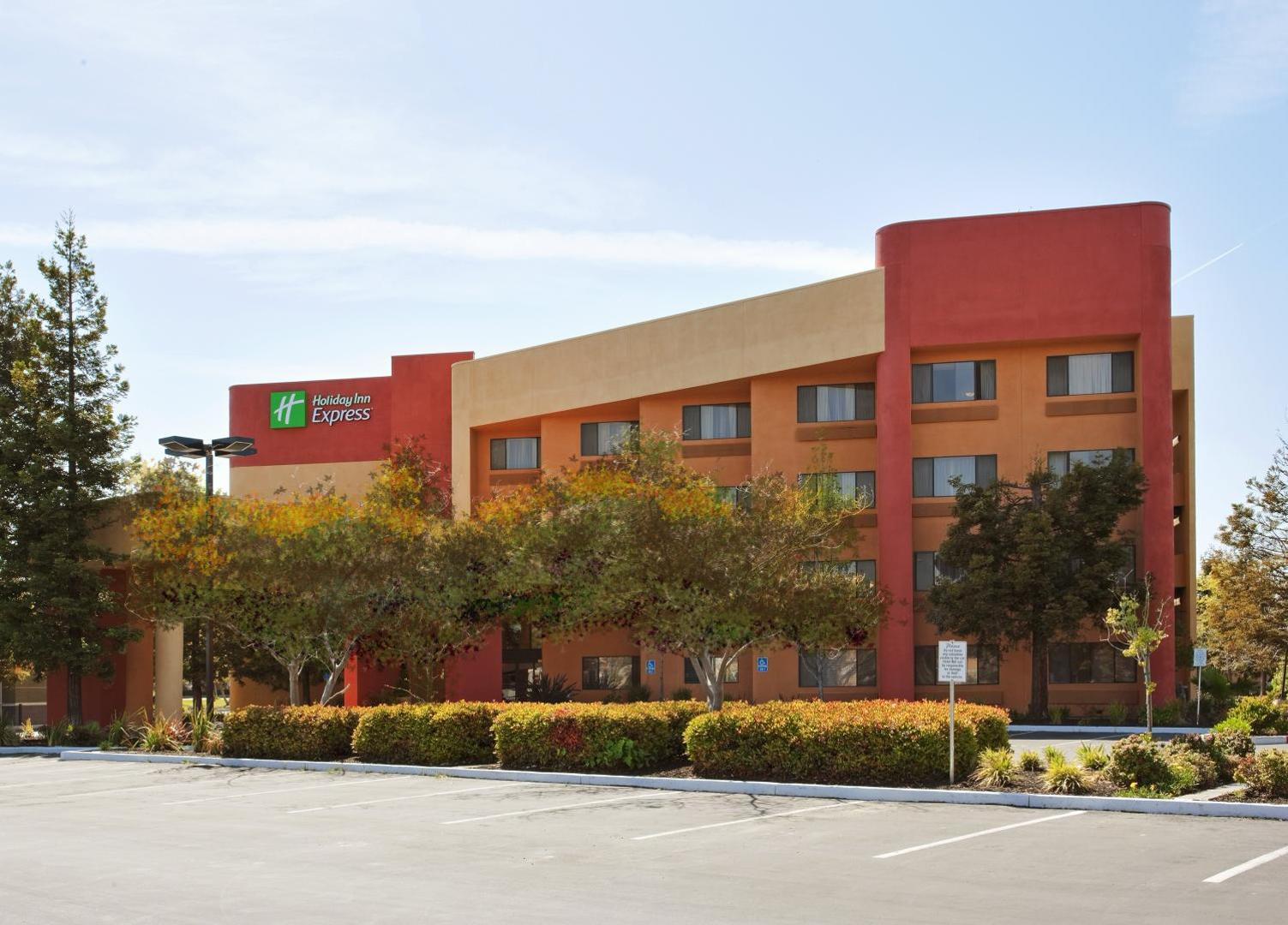 Holiday Inn Express Union City - San Jose