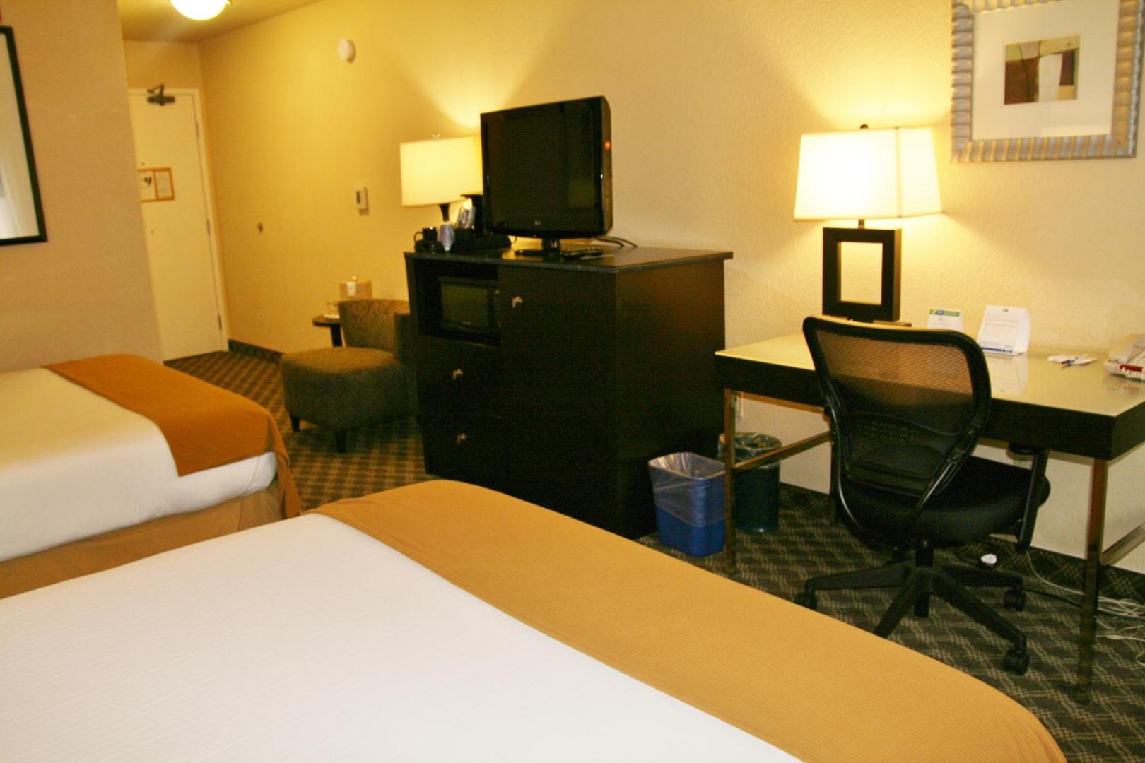 Holiday Inn Express Union City - San Jose
