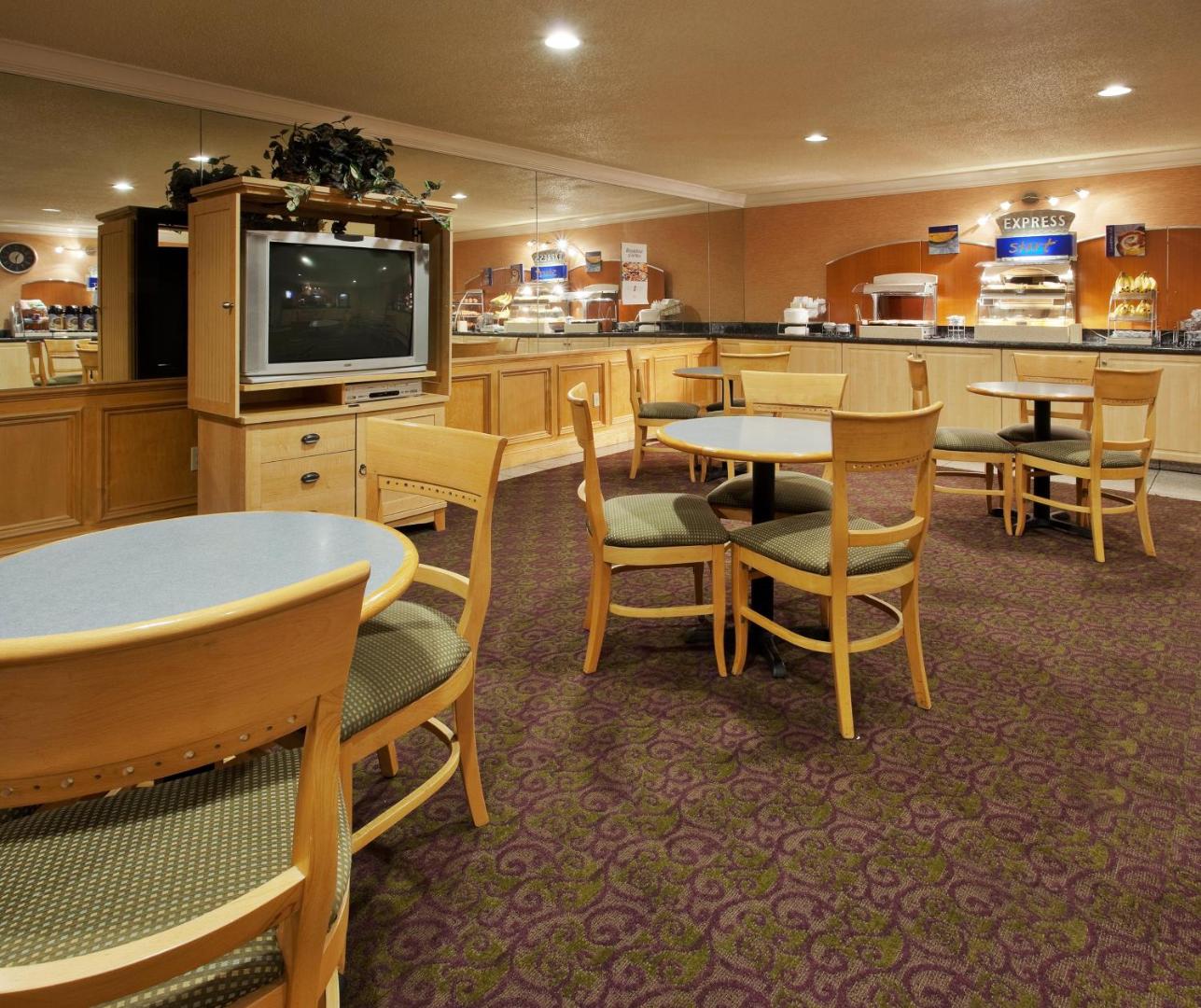 Holiday Inn Express Union City - San Jose