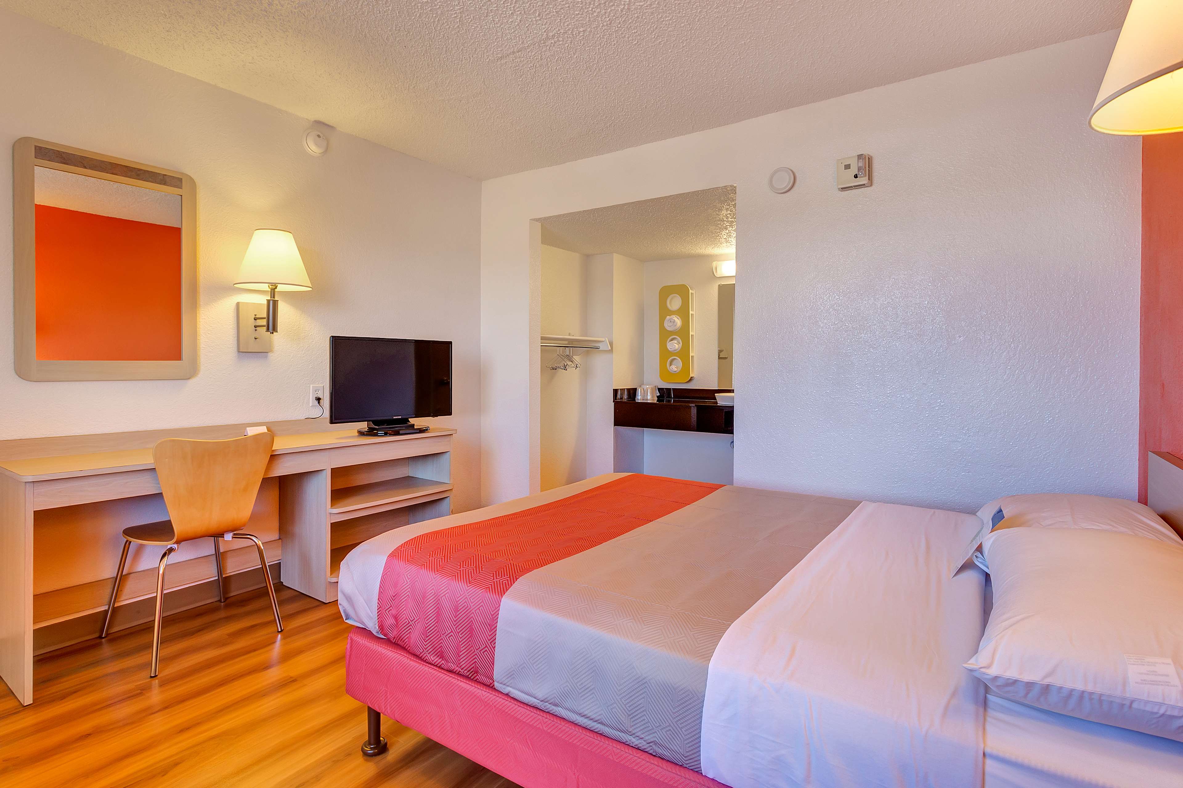 Motel 6 Vallejo Six Flags West