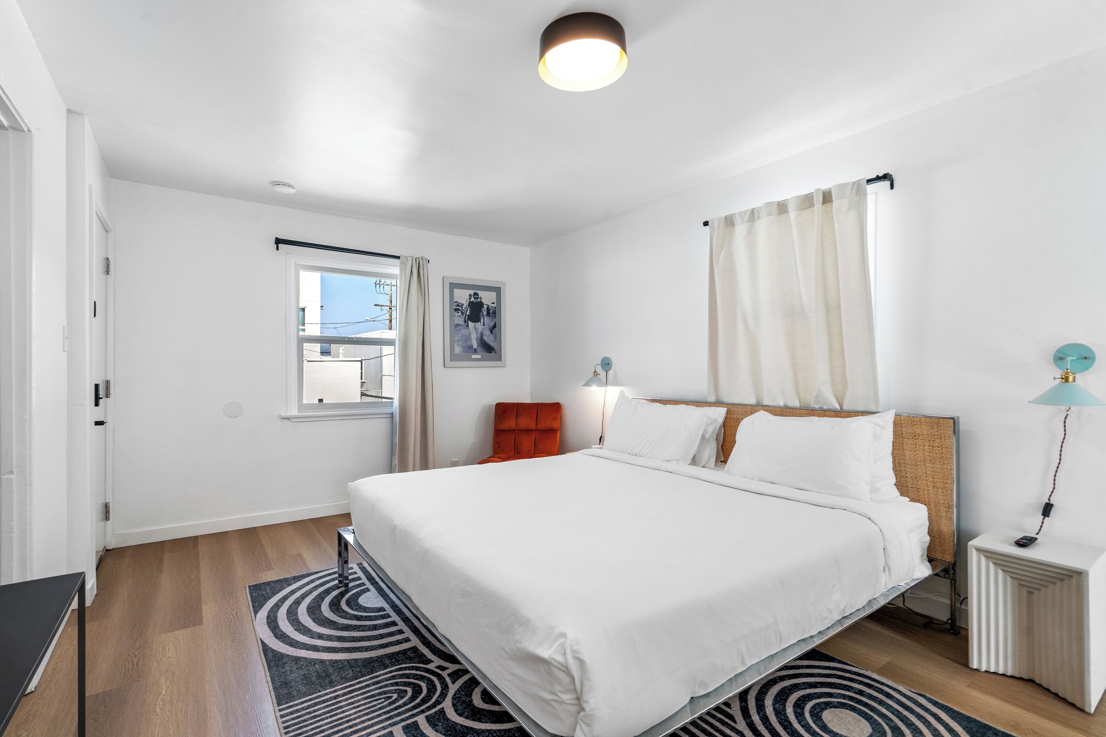 Aliza Hotel