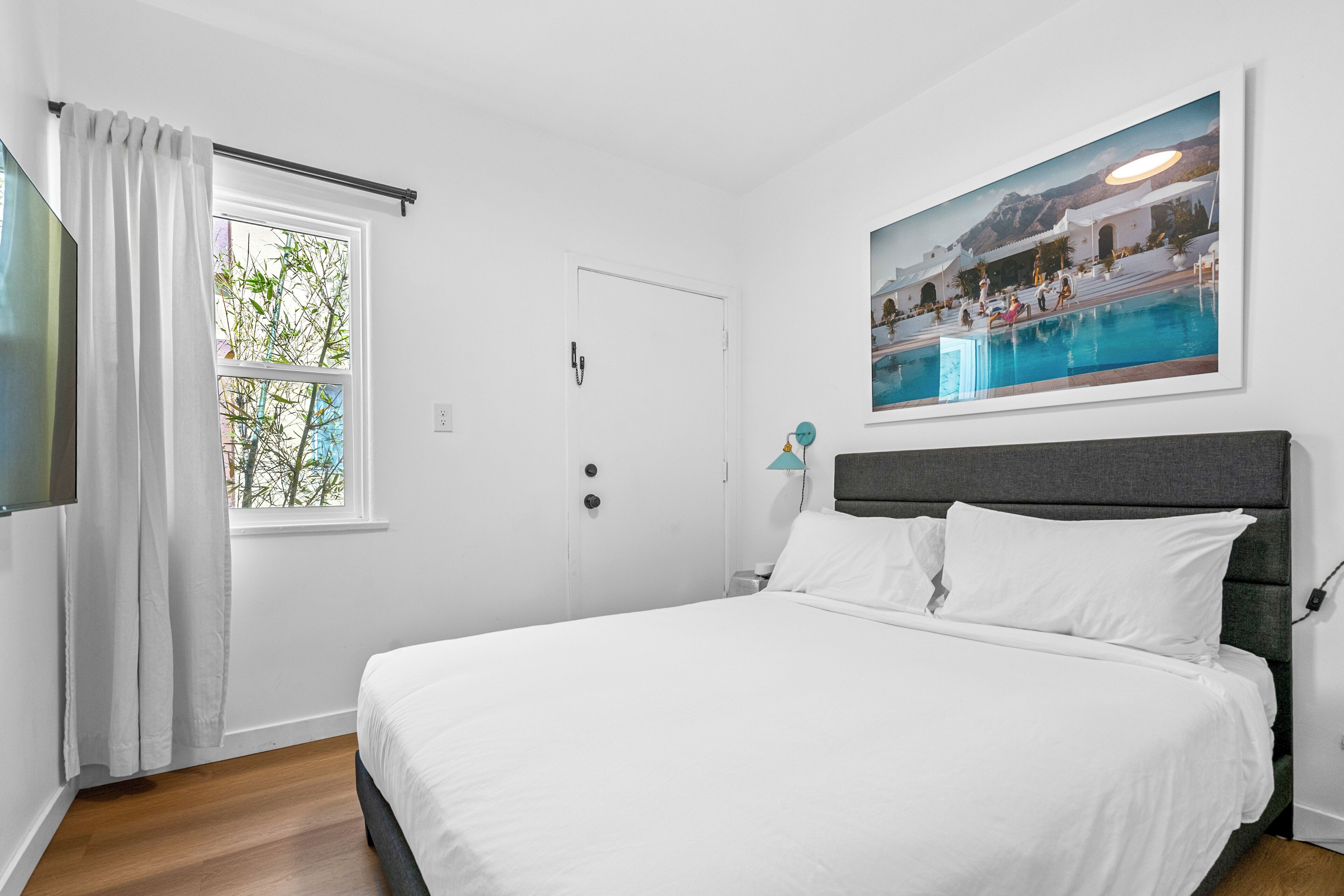 Aliza Hotel