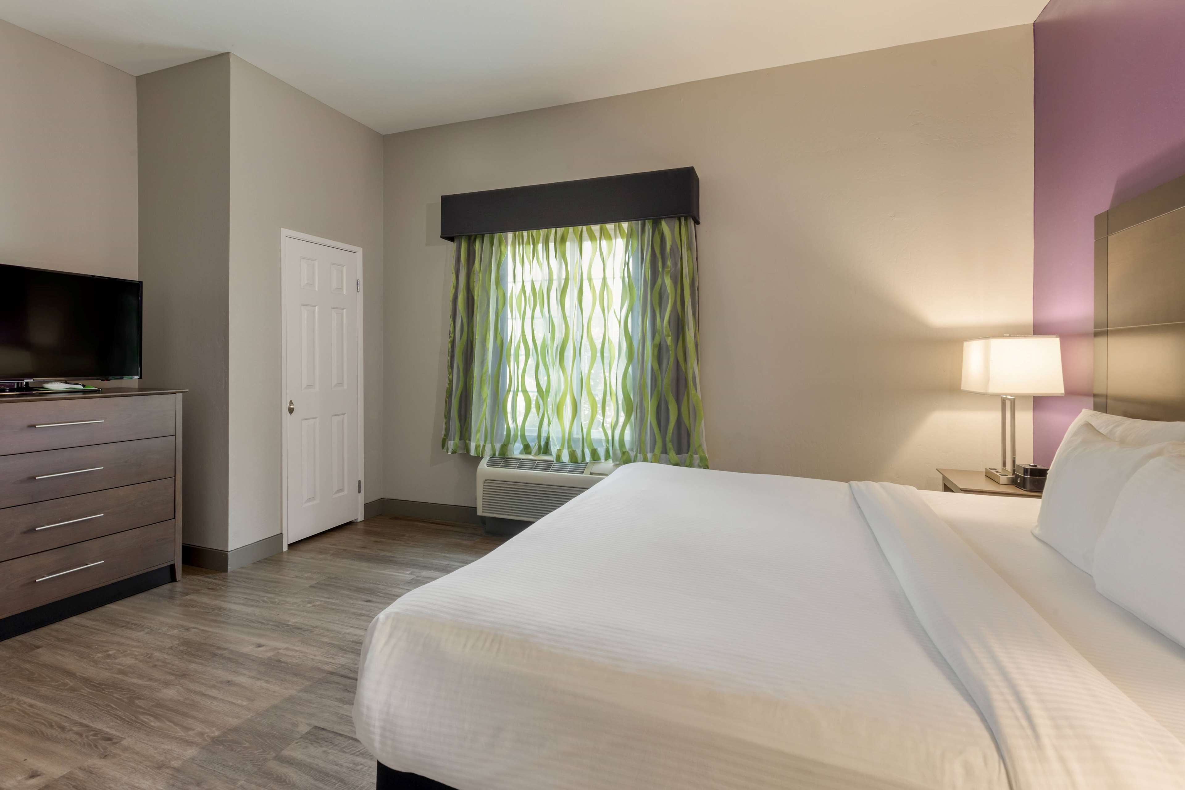 La Quinta Inn & Suites by Wyndham Visalia/Sequoia Gateway