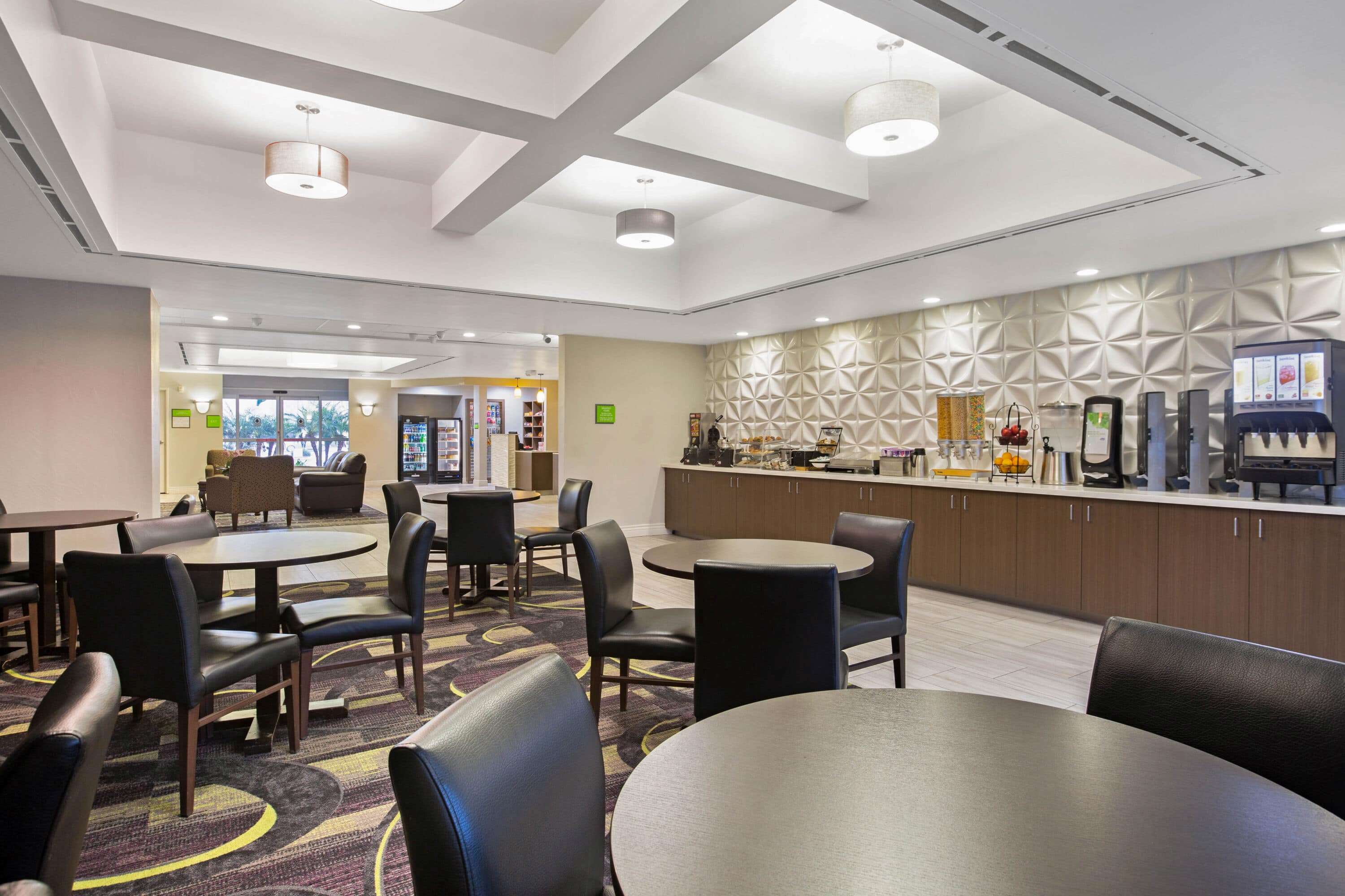 La Quinta Inn & Suites by Wyndham Visalia/Sequoia Gateway