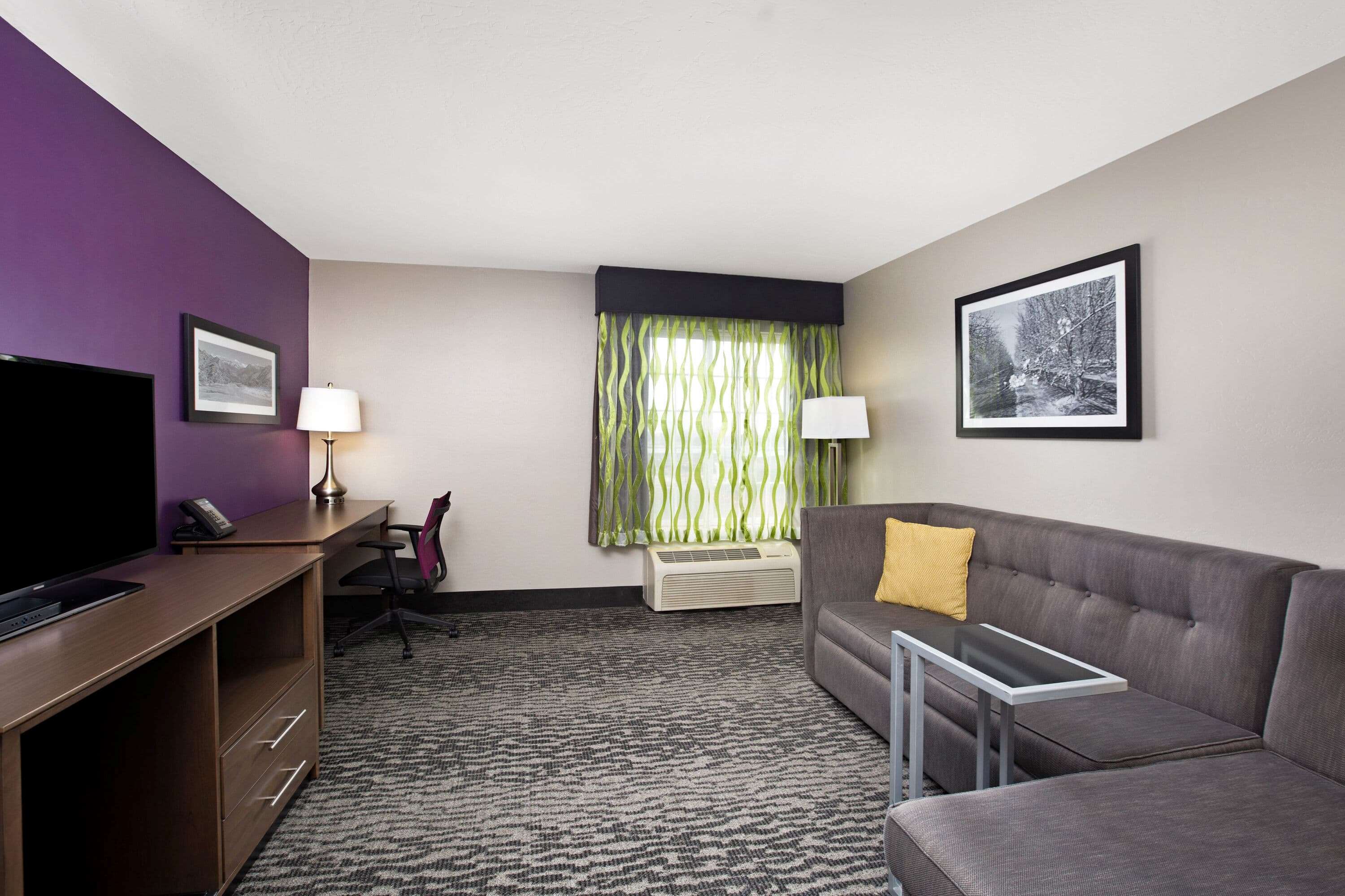 La Quinta Inn & Suites by Wyndham Visalia/Sequoia Gateway