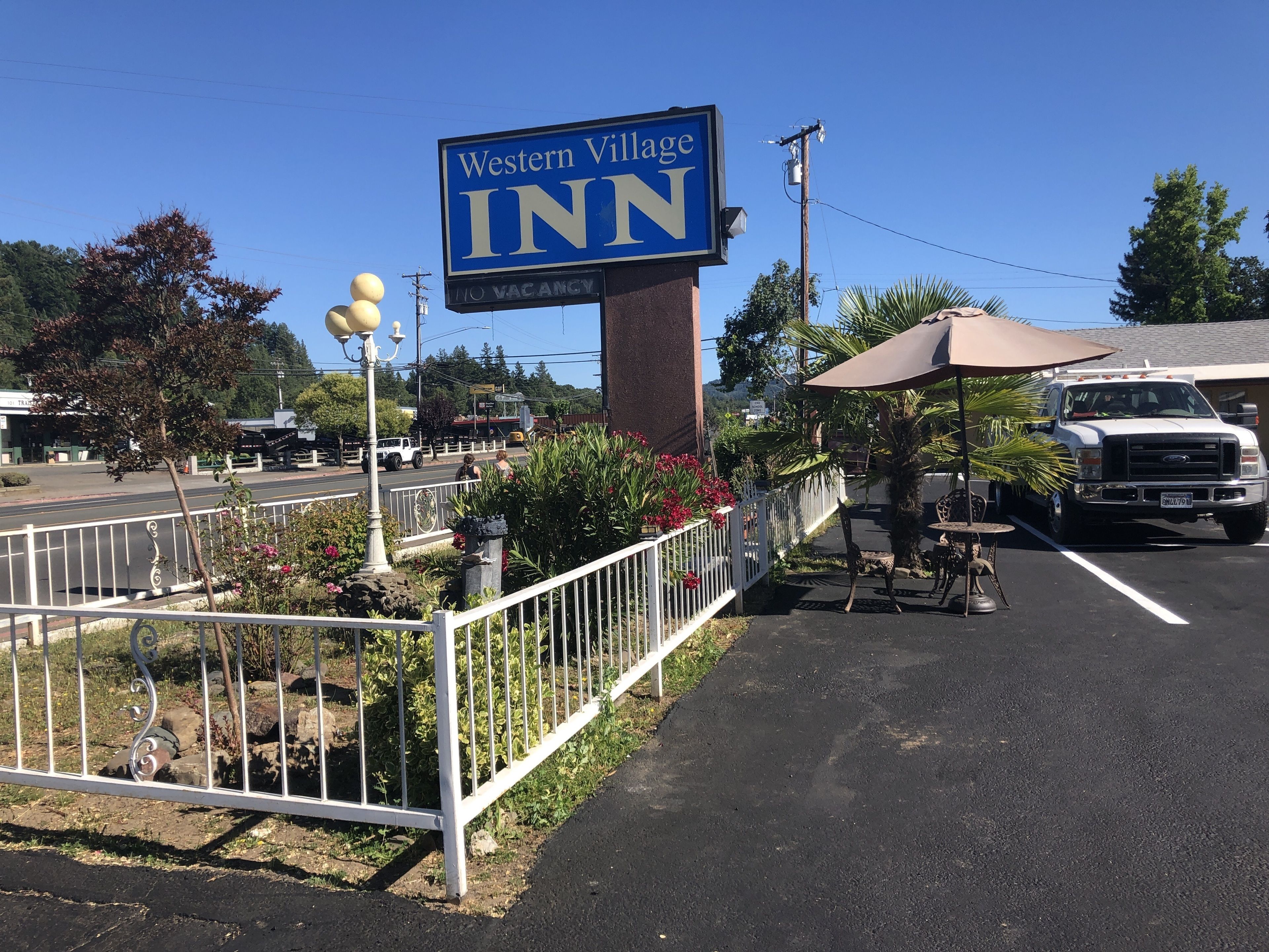 Western Village Inn