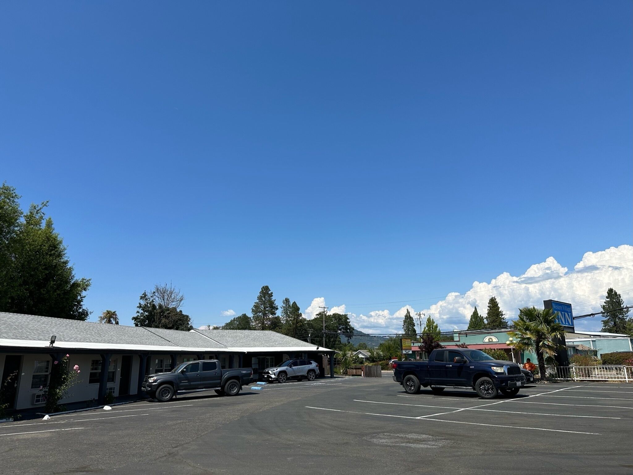Western Village Inn